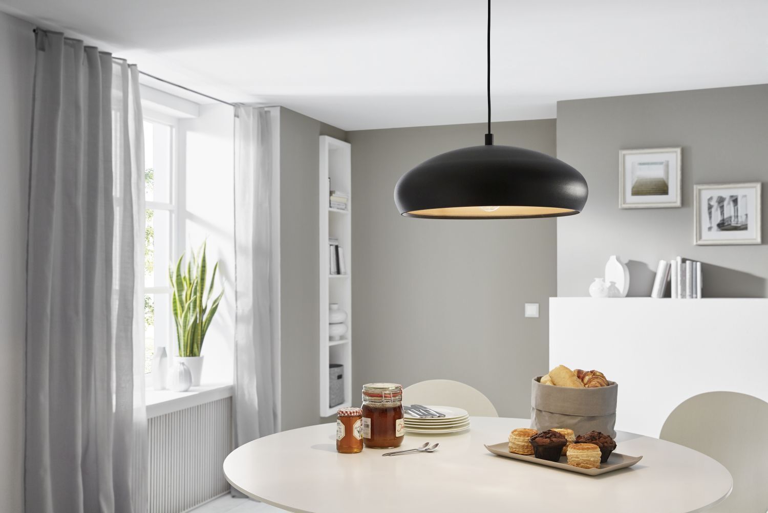 Speisesaal, Esstisch, Mobiliar, Tabelle, Lampe