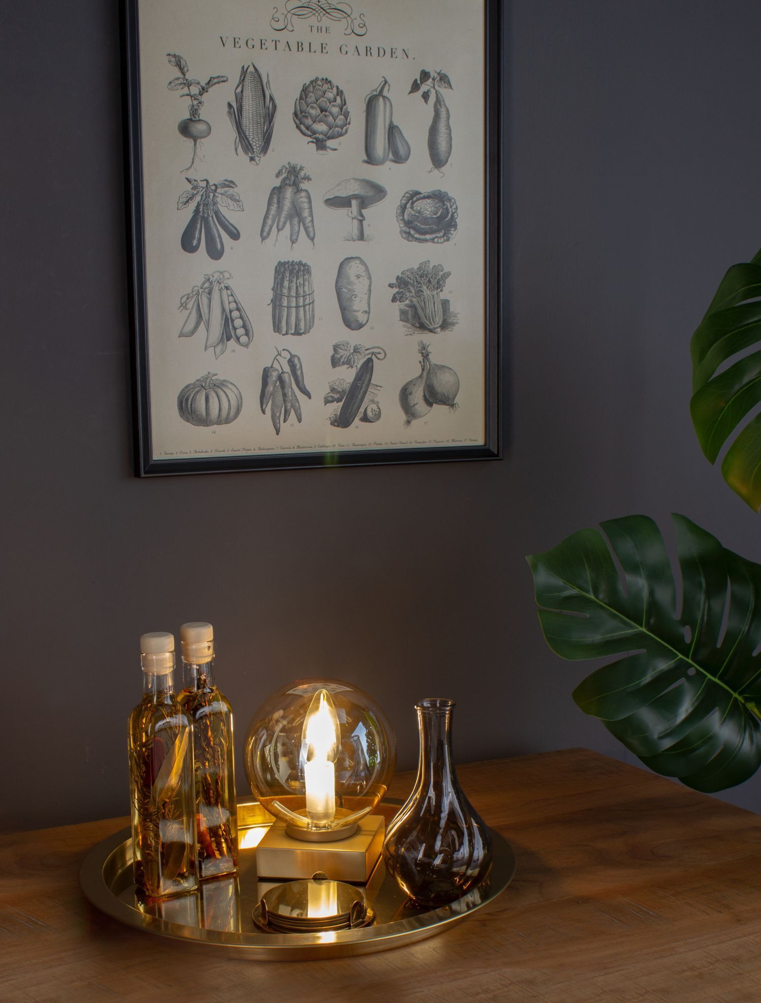 Lampe de table en or ambre 17,5 cm E14 boule élégante