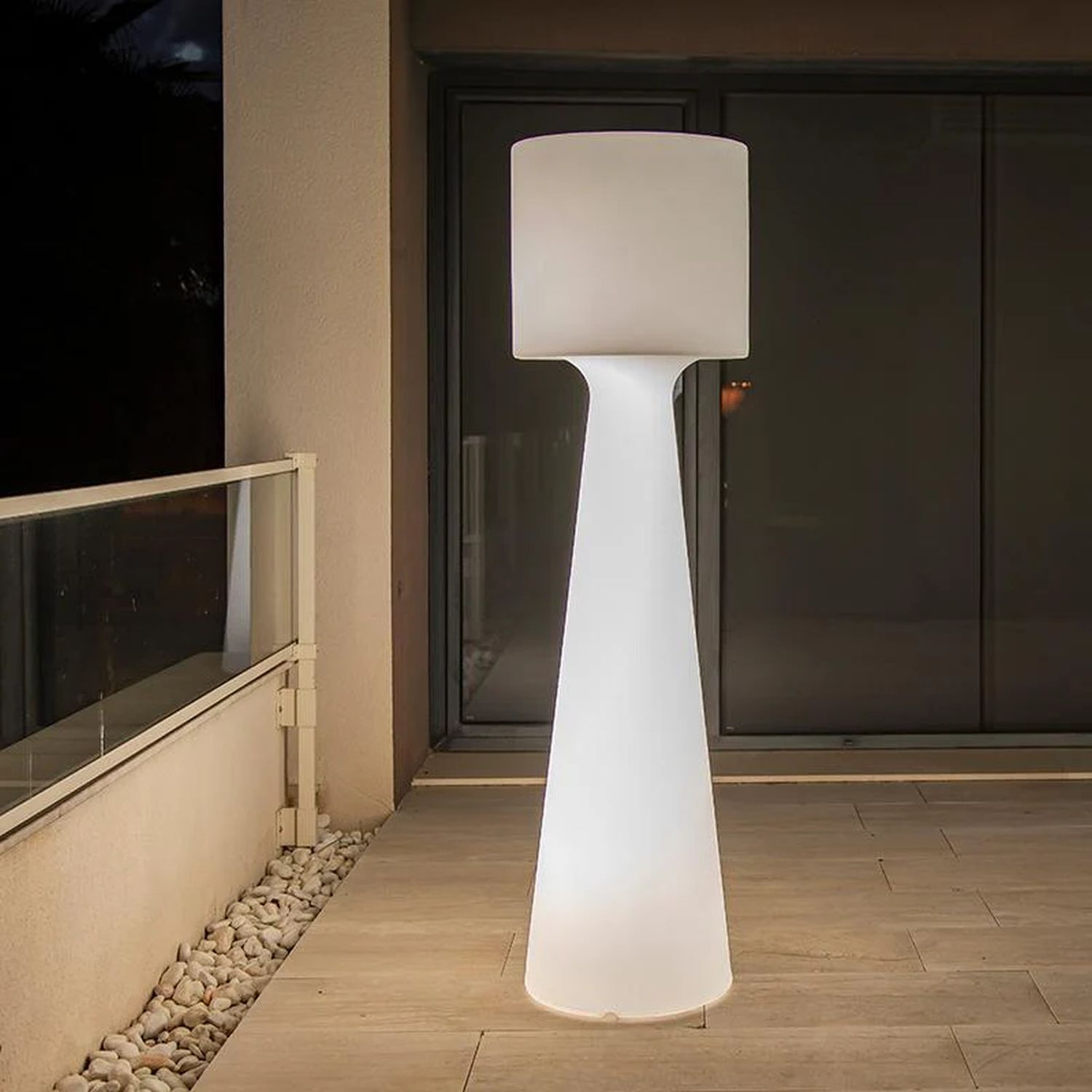 Lampadaire LED extérieur Batterie Variateur de couleurs RGBW IP65 170 cm