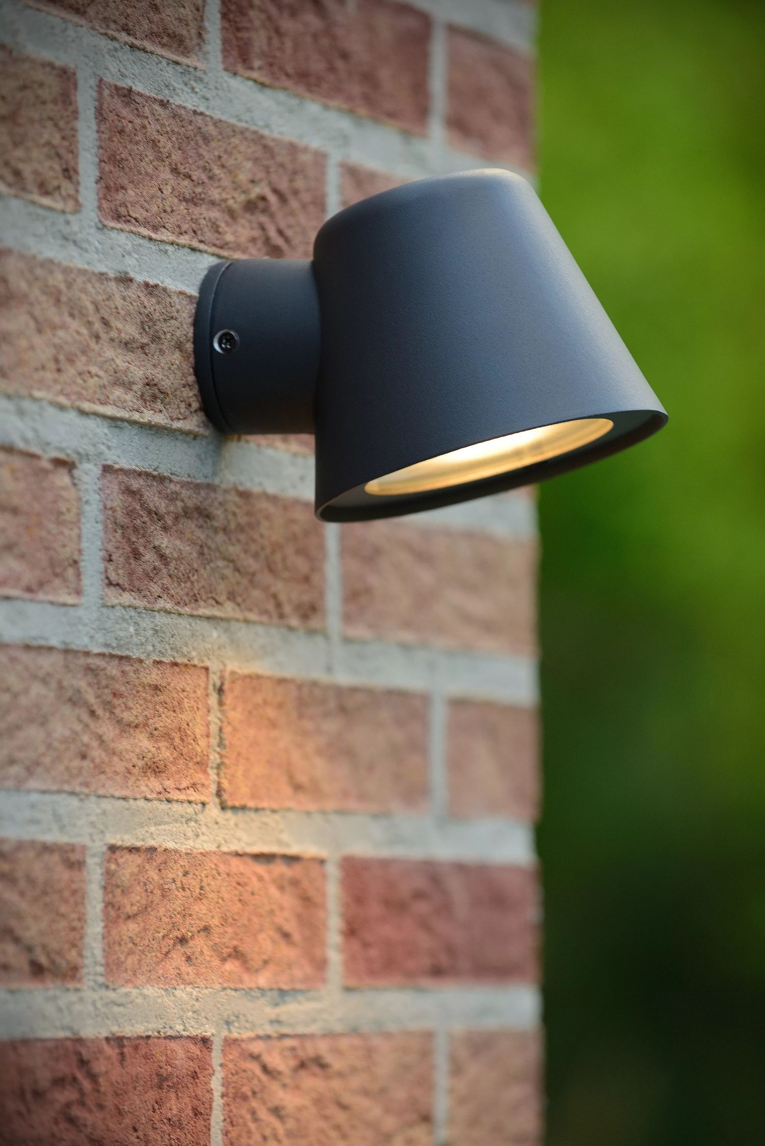 Beleuchtung, Lampe