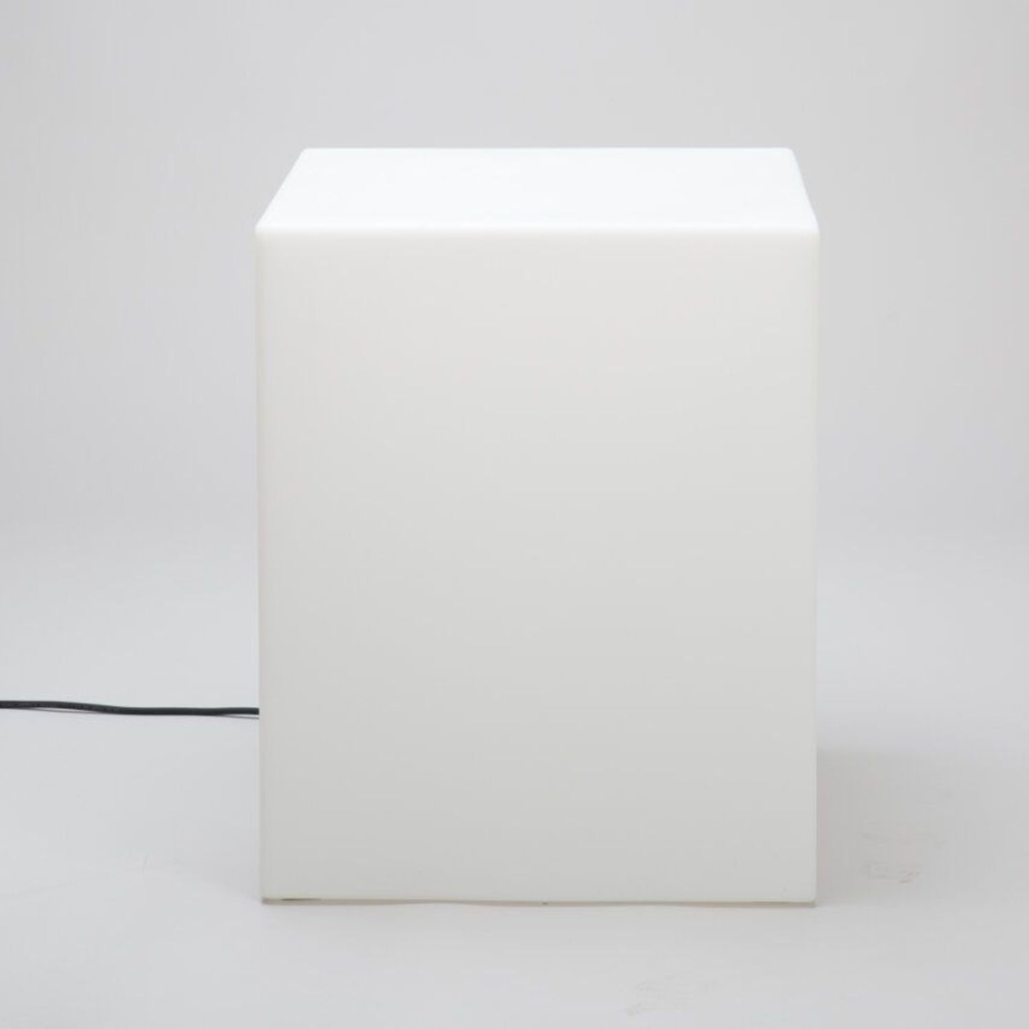 Lampe LED d'extérieur avec fiche Câble L:43cm H:53cm 6500 K IP65 Kiste, Kunst, Porzellan, Töpferei, Lampe