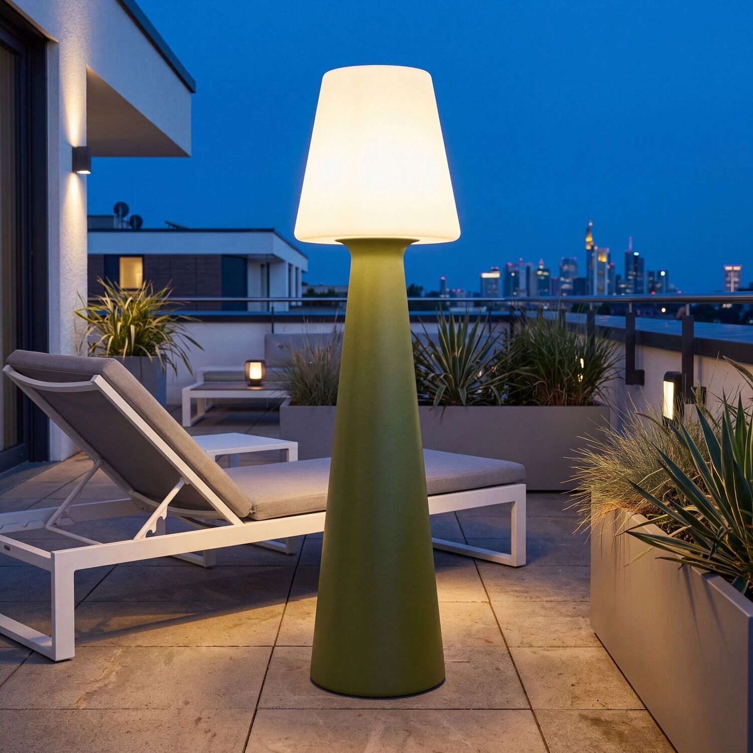 Außenlampe, Pflanzkübel, Terrassengestell, Licht, Wohnaccessoire