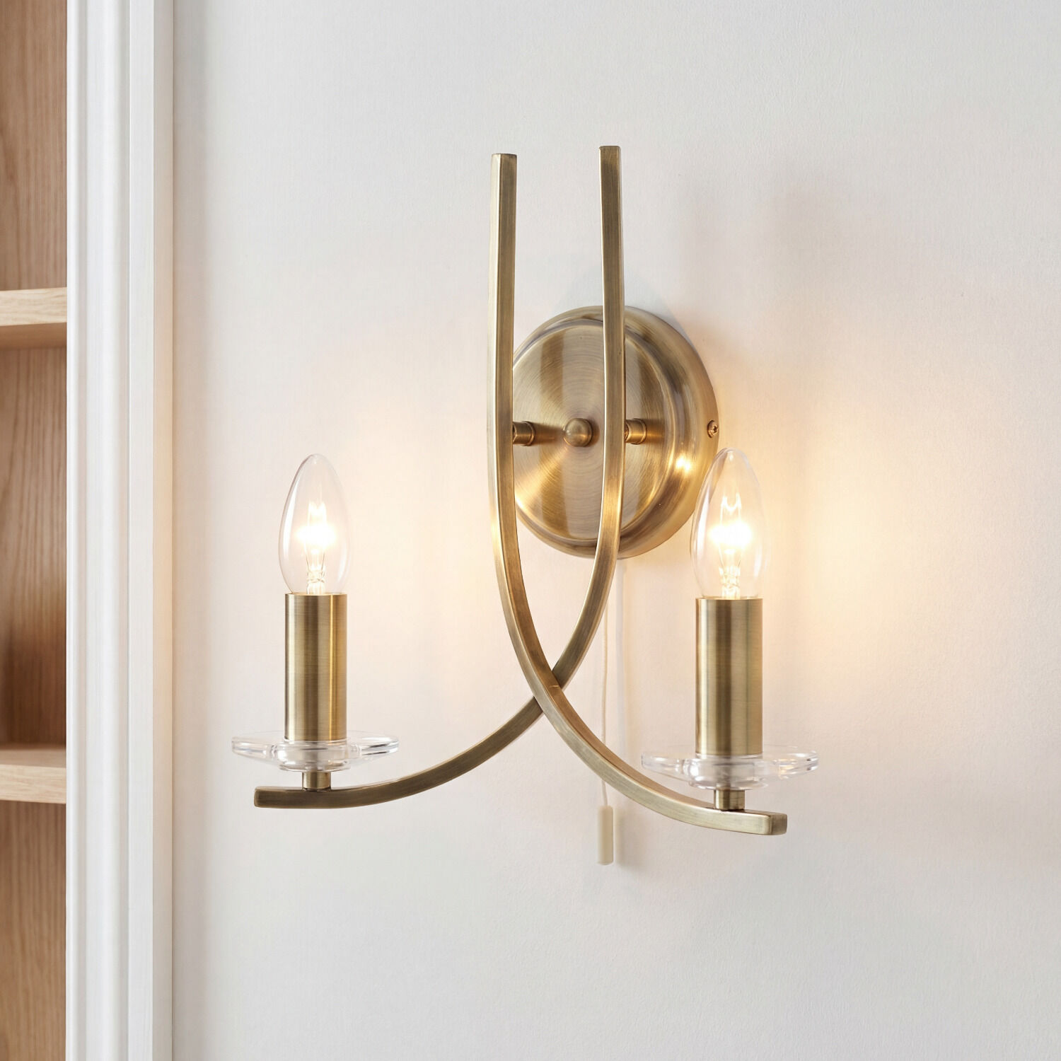 Applique moderne à 2 flammes en laiton antique