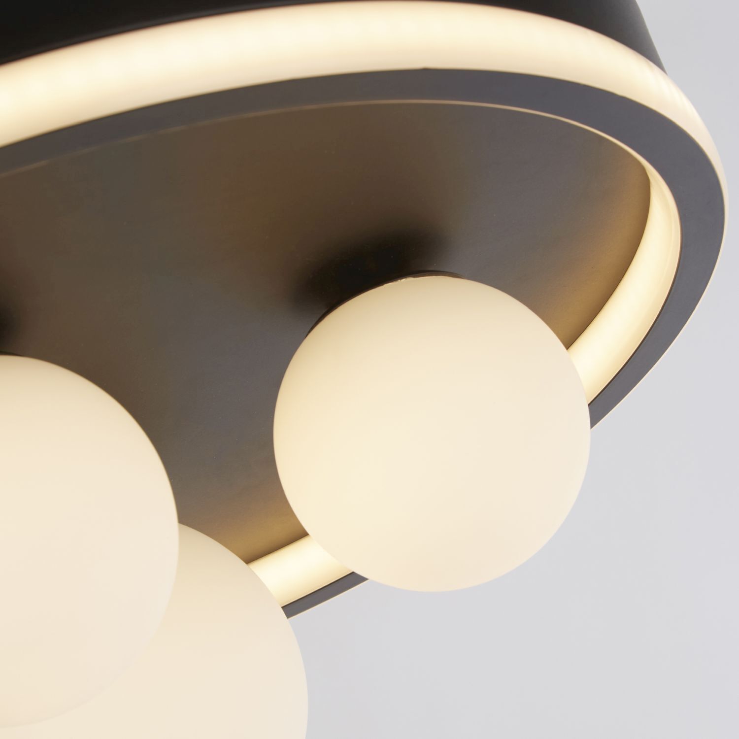 Plafonnier LED Noir Blanc Métal Boules de verre Ø40 cm