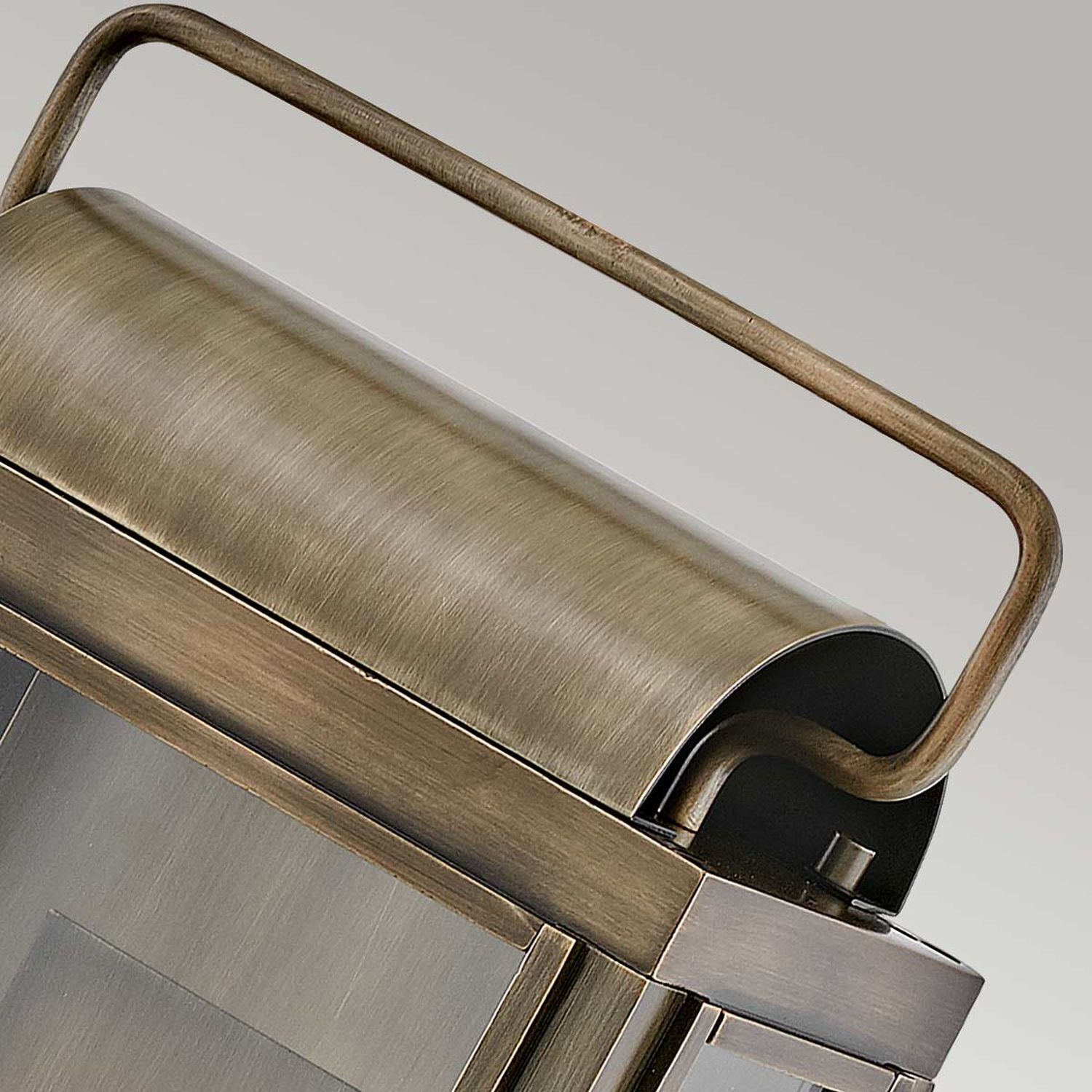 Lampe d'extérieur murale IP44 H : 41,9 cm carrée en bronze vintage