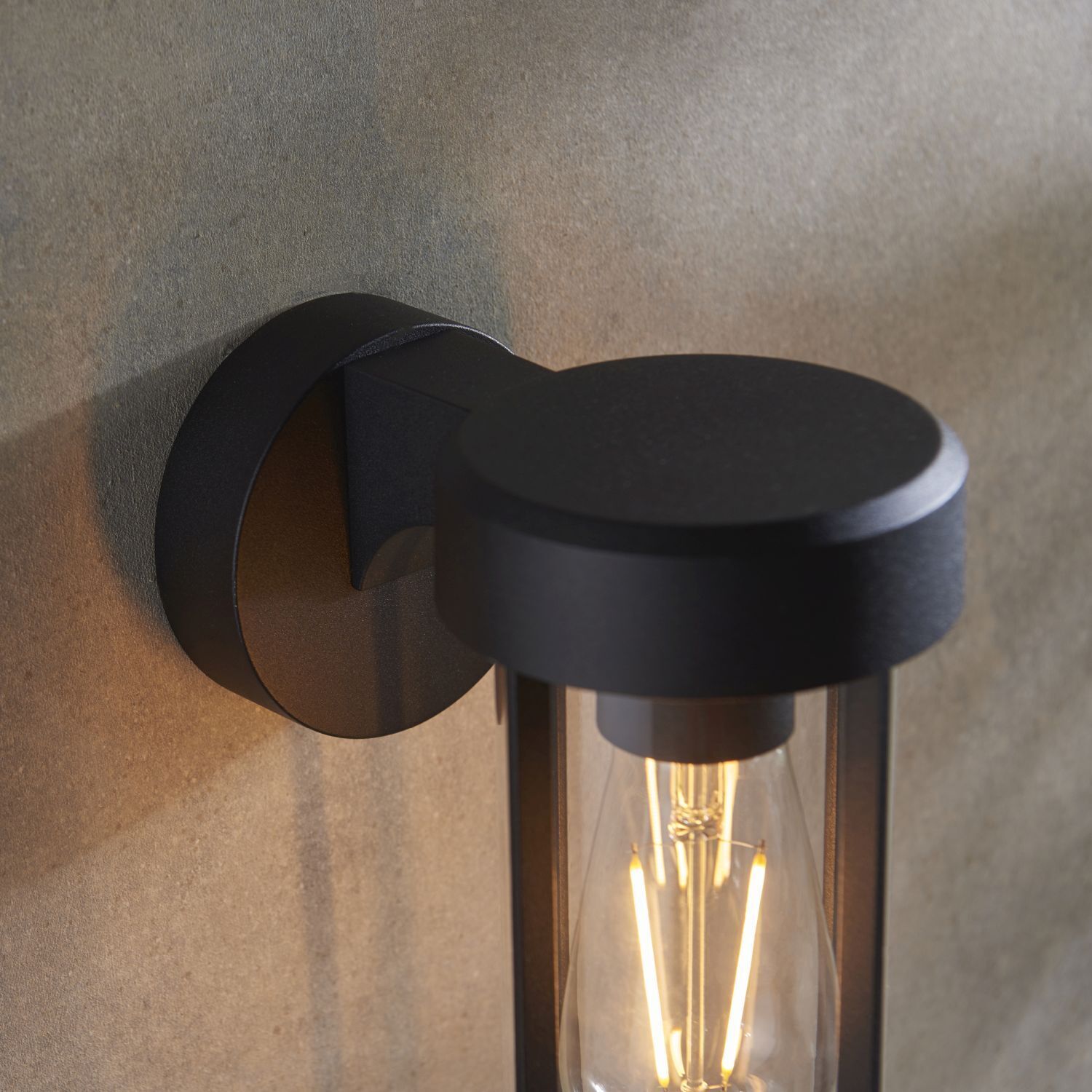 Applique extérieure noir alu verre IP44 H : 20,8 cm petit E27