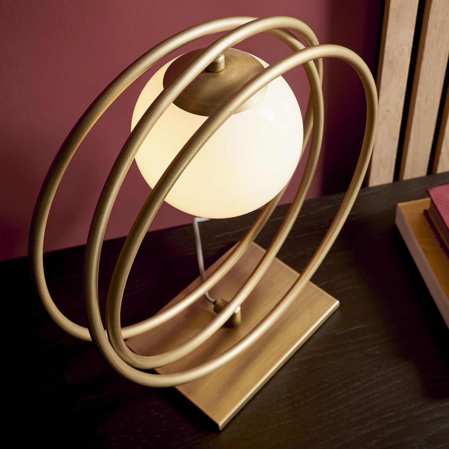 Lampe de table verre métal hauteur 31 cm en or blanc