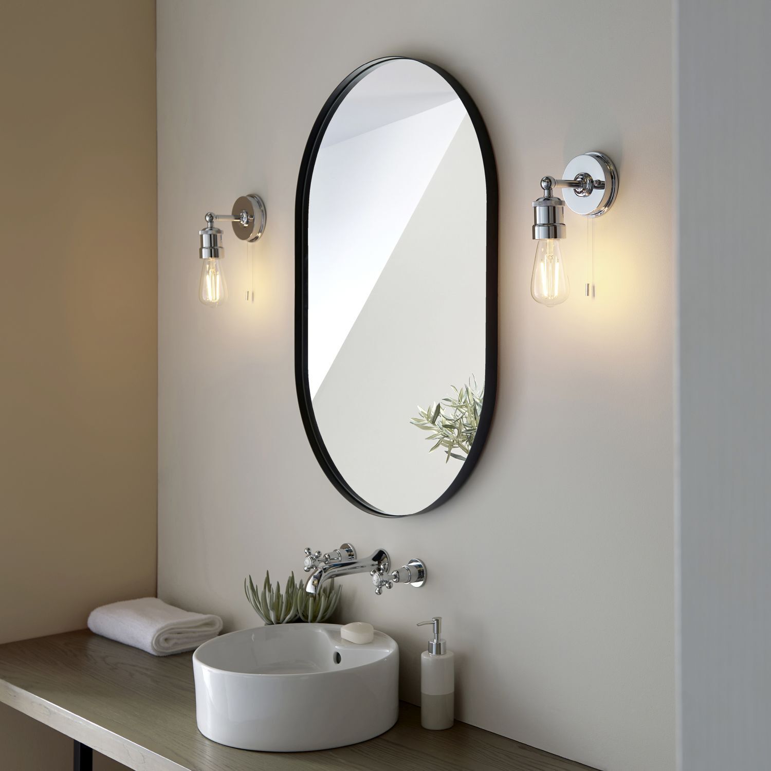 Applique avec interrupteur IP44 chrome rétro design E27 salle de bain