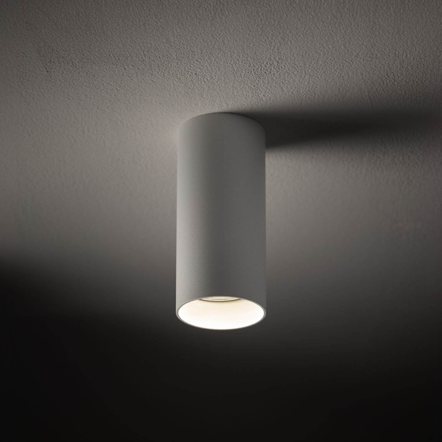 Spot de plafond apparent métal GU10 L:5,5 cm rond en blanc
