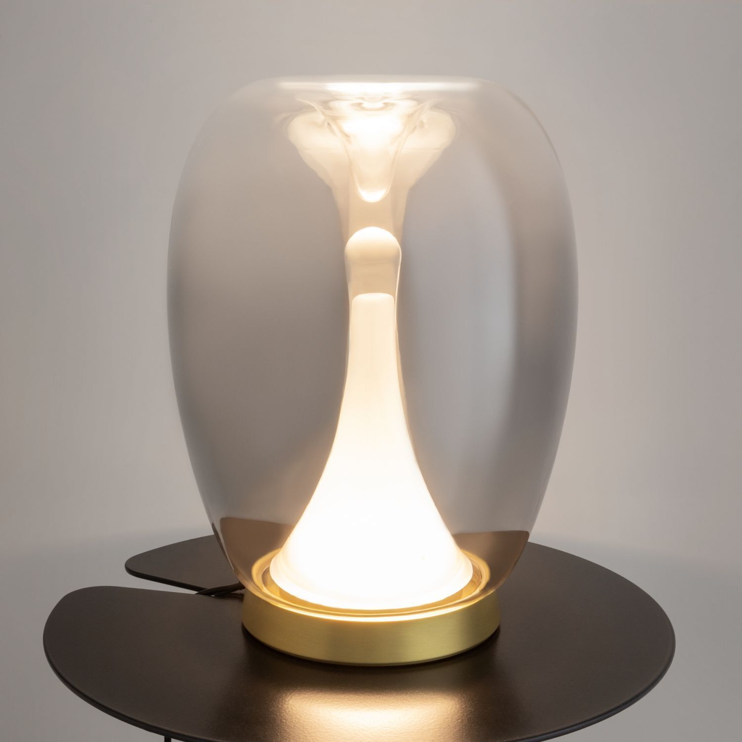 Lampe de table LED aluminium verre fumé D : 20 cm 27,2 cm