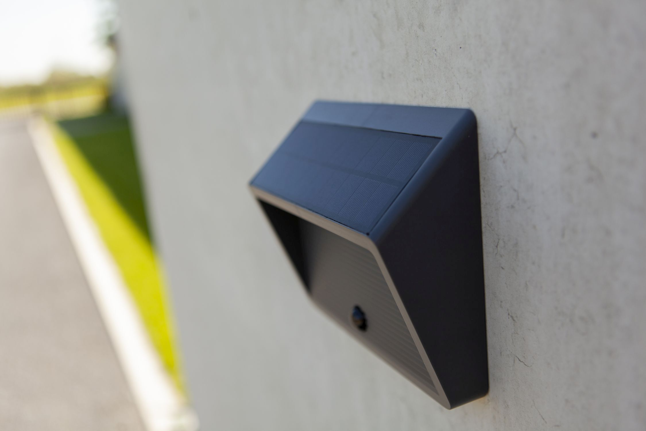Applique murale extérieure solaire à détecteur de mouvement IP44 900 lm