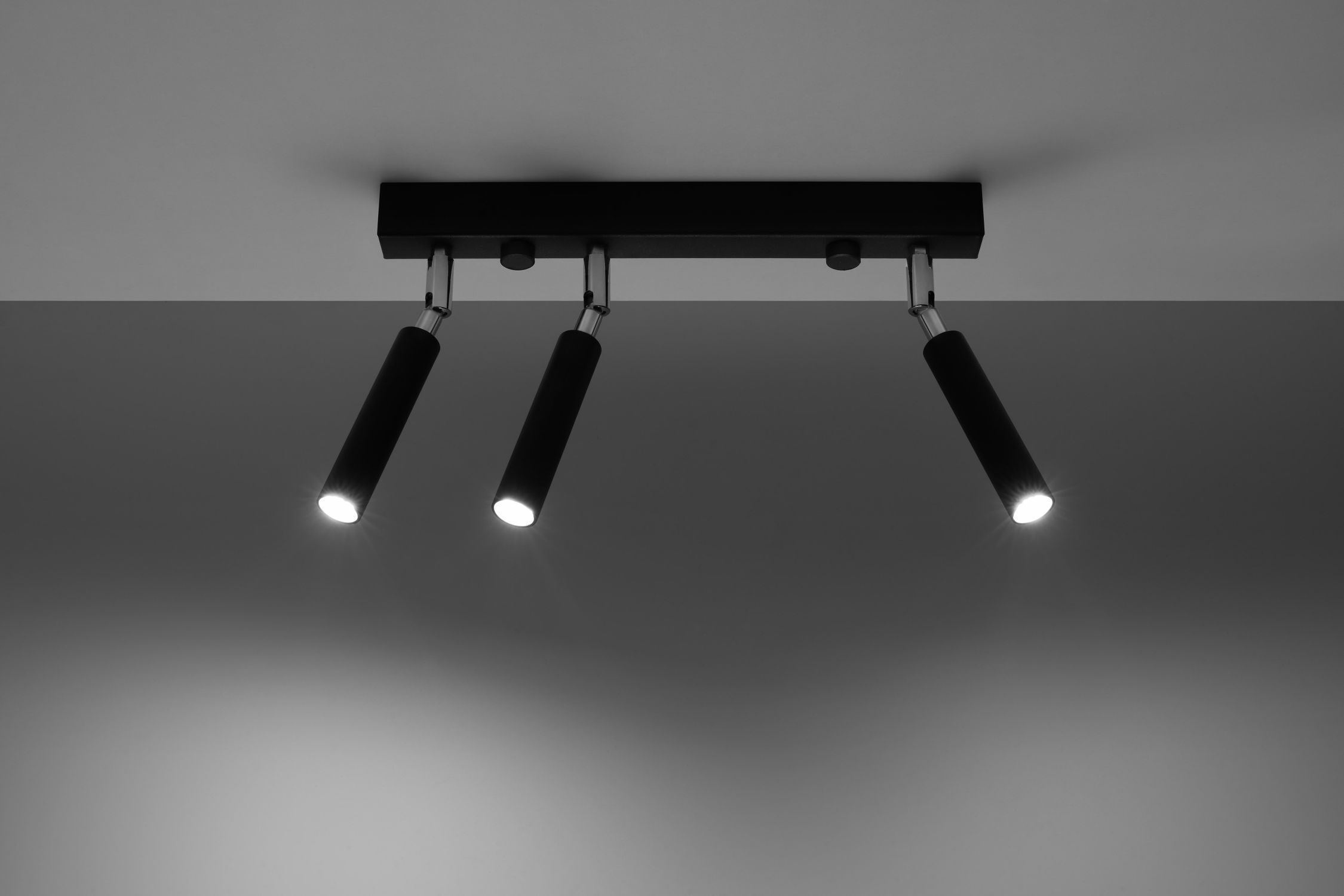 Projecteur de plafond noir 3 flammes 35 cm SARGAS