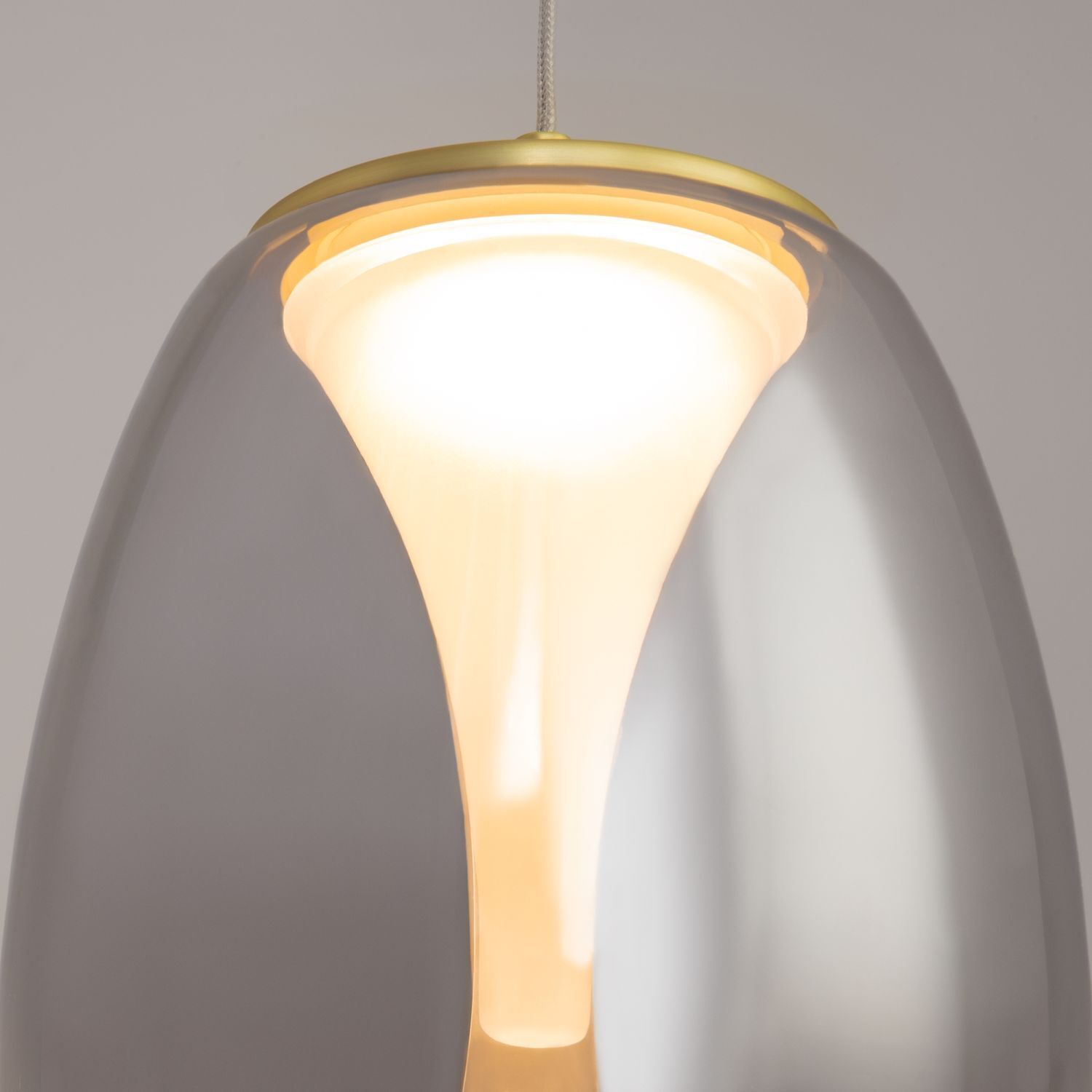 Lampe LED à suspendre verre fumé aluminium blanc chaud 3000 K ronde