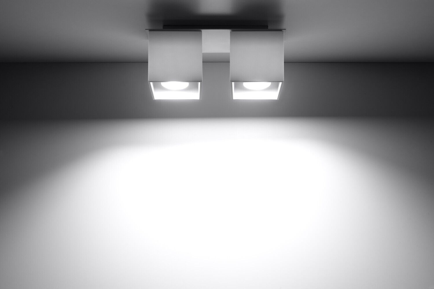 Plafonnier GEO en blanc 2flmg