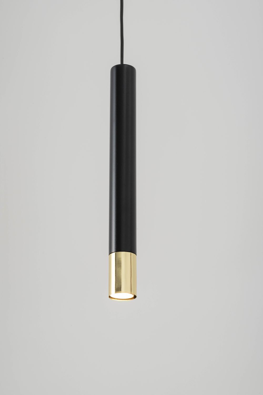 Suspension Noir Or Moderne Métal Ø8cm étroit
