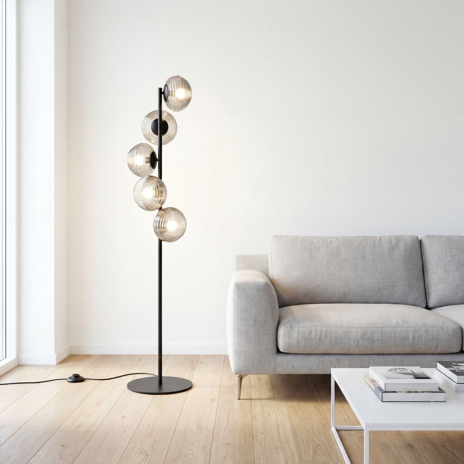 Stehlampe, Glimmer-Lampe, Kugelleuchten, Schwarz-Stange, Wohnzimmer