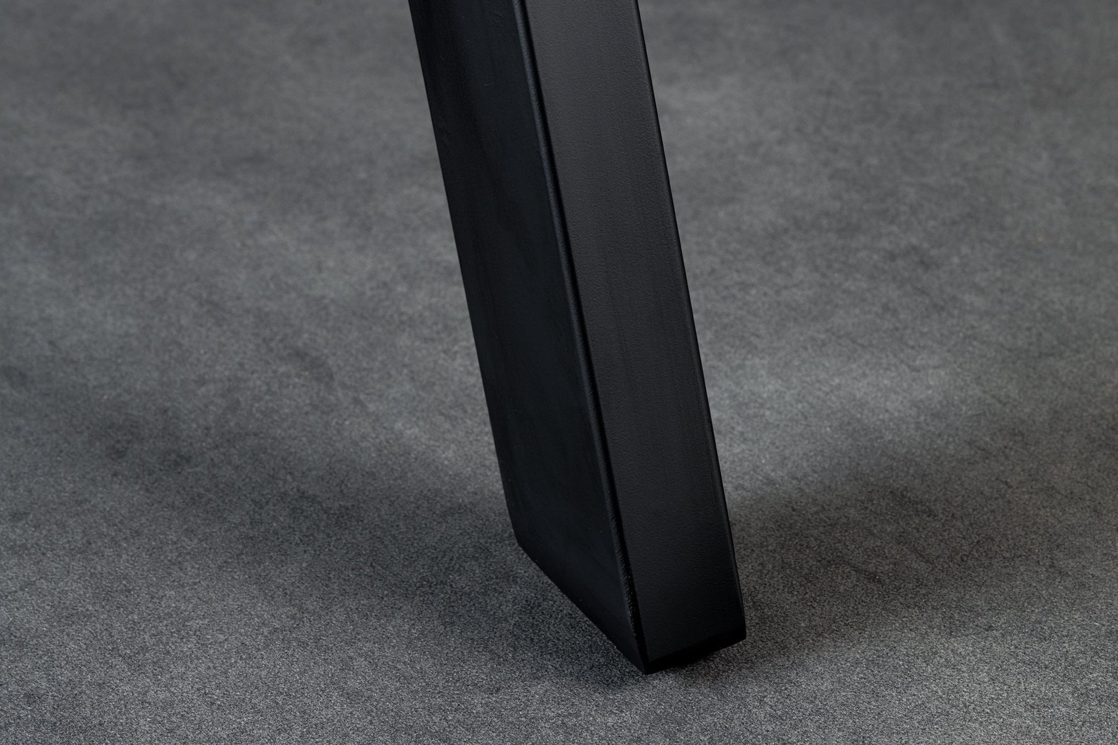 Table de salle à manger ronde Ø 145 cm bois de manguier métal design industriel