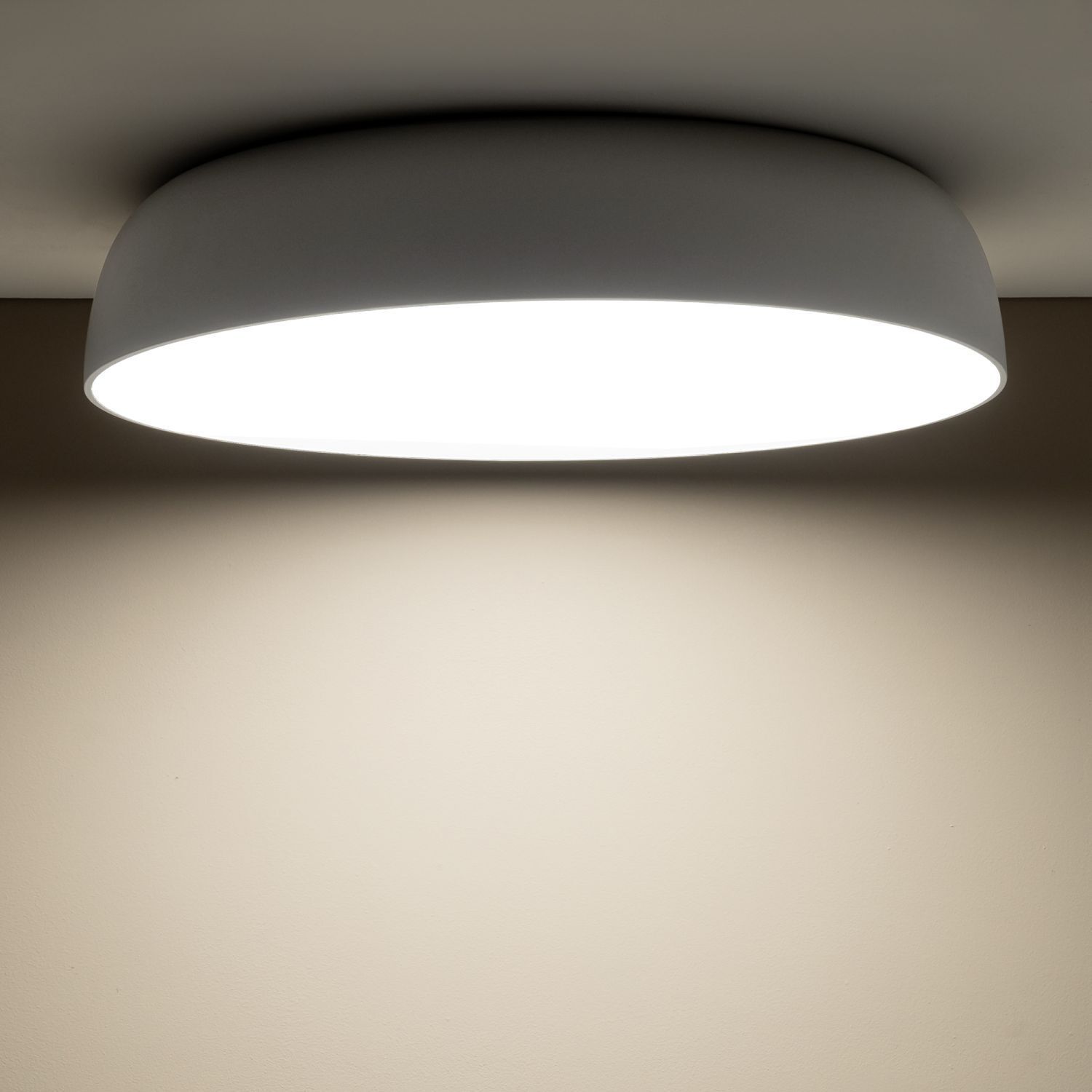 Plafonnier blanc métal E27 10 flammes L:78 cm rond