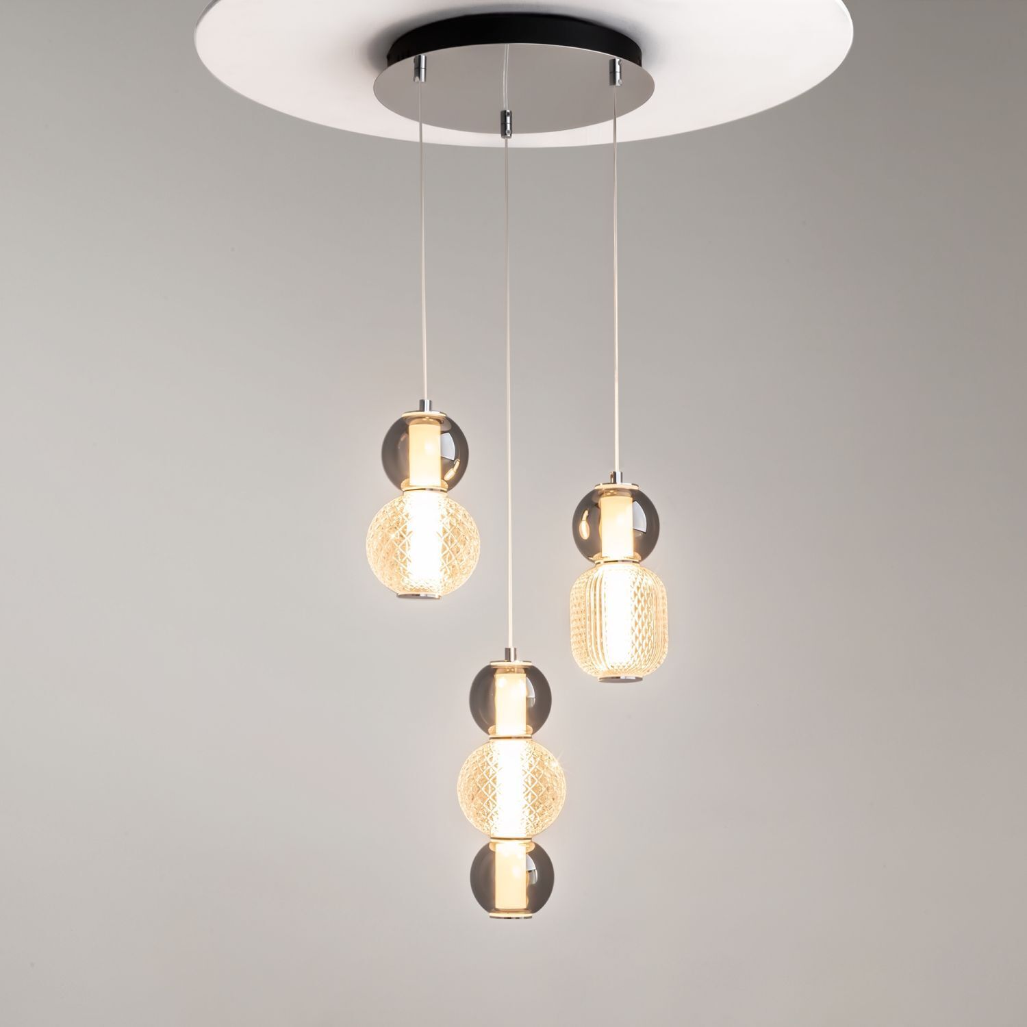 Lampe à LED suspendue métal verre fumé 38 cm de large 4000 lm INA