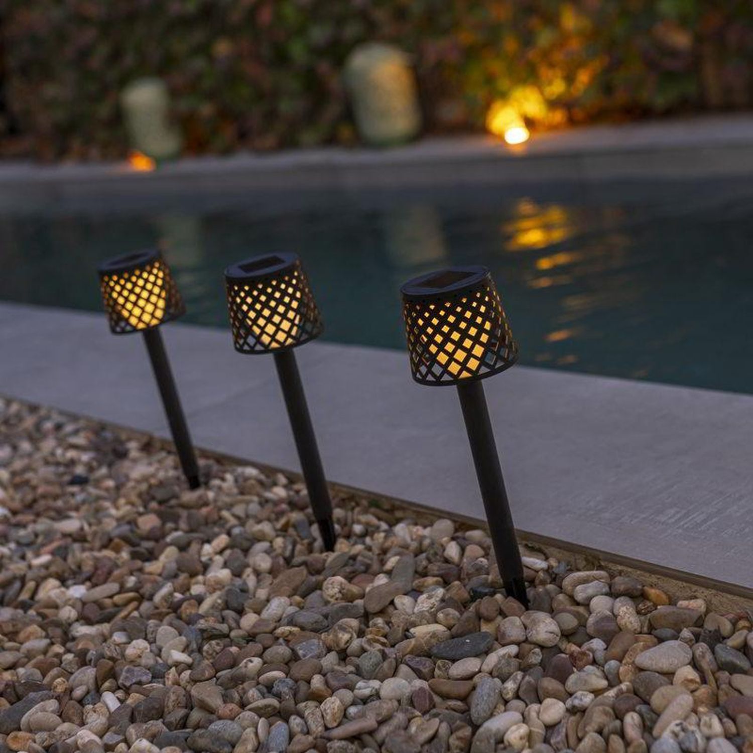 LED Gartenleuchte Erdspieß 4er Set Solar Akku IP44 Schwarz Lampe