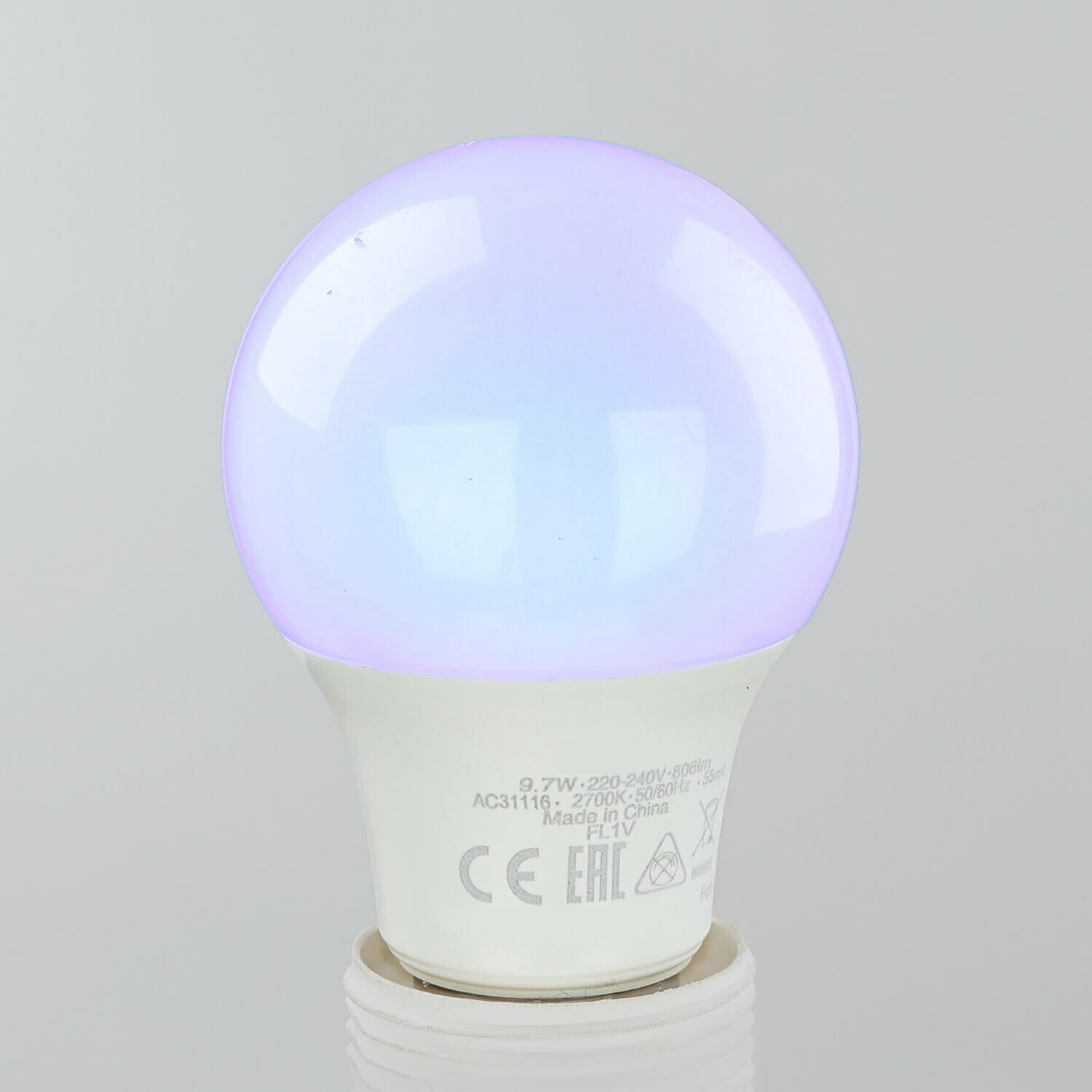 Ampoule LED E27 changeant de couleur Télécommande 9,7W - LM117