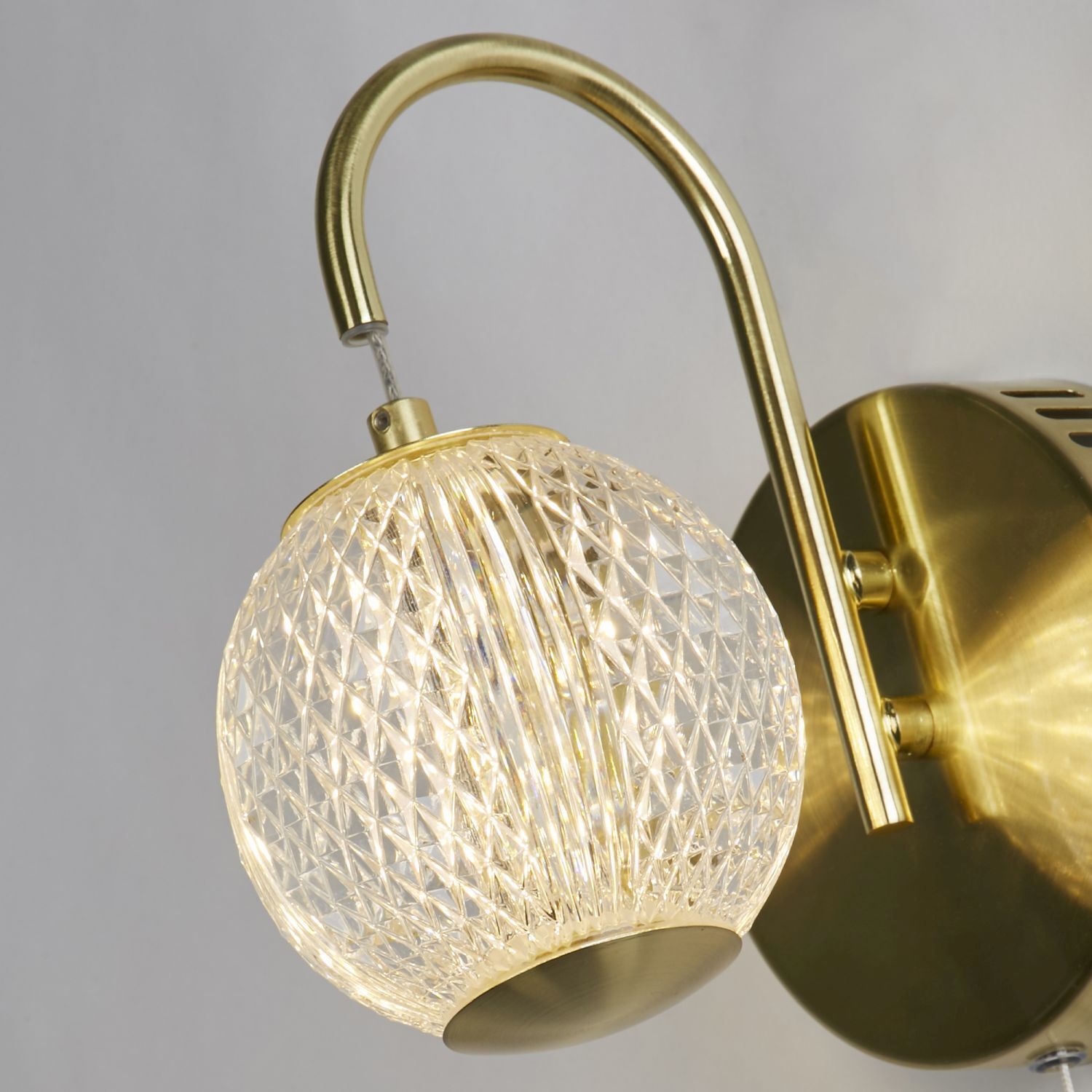 Applique LED en laiton métal 430 lm avec interrupteur à tirette