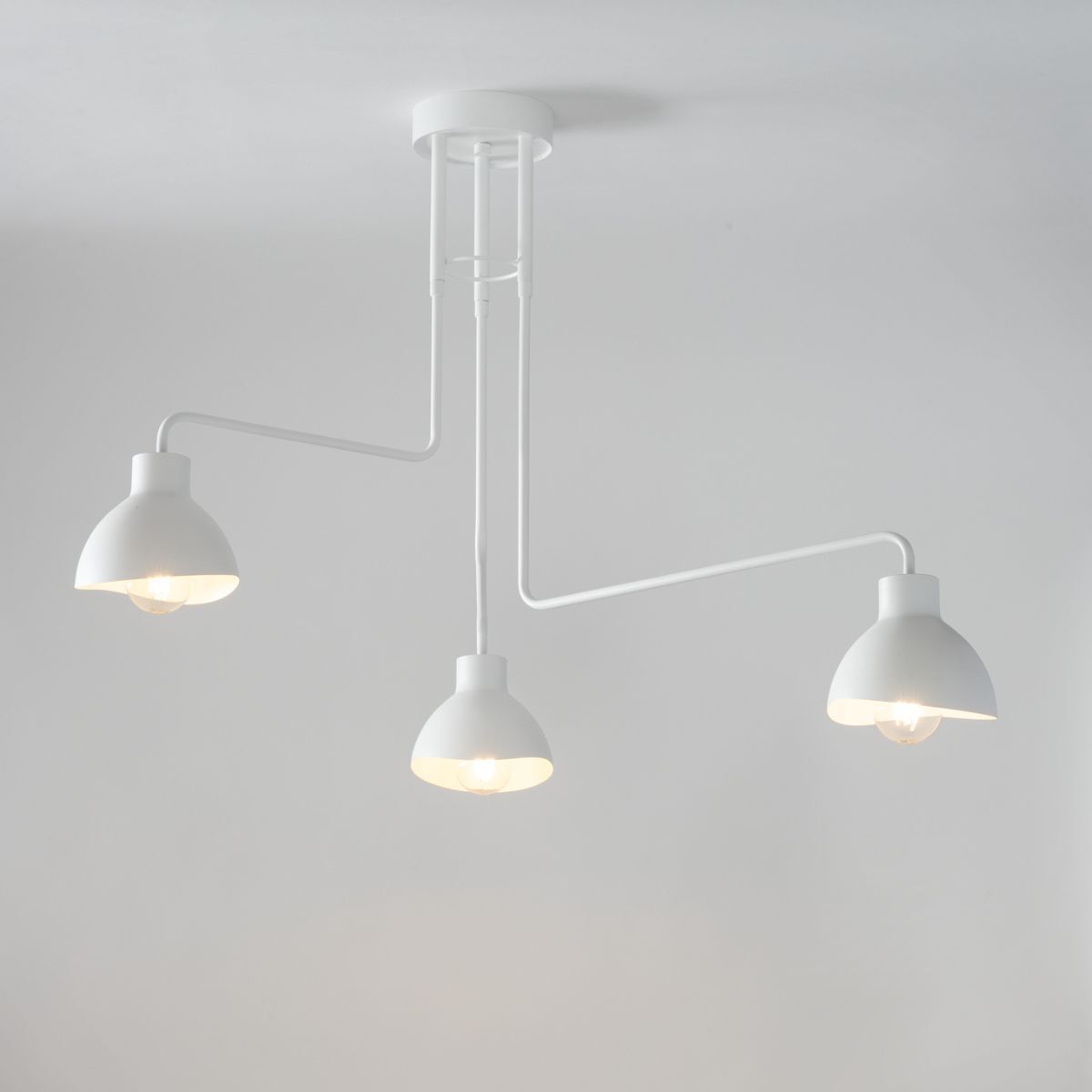 Grand plafonnier blanc métal 3 flammes E27 L:93 cm