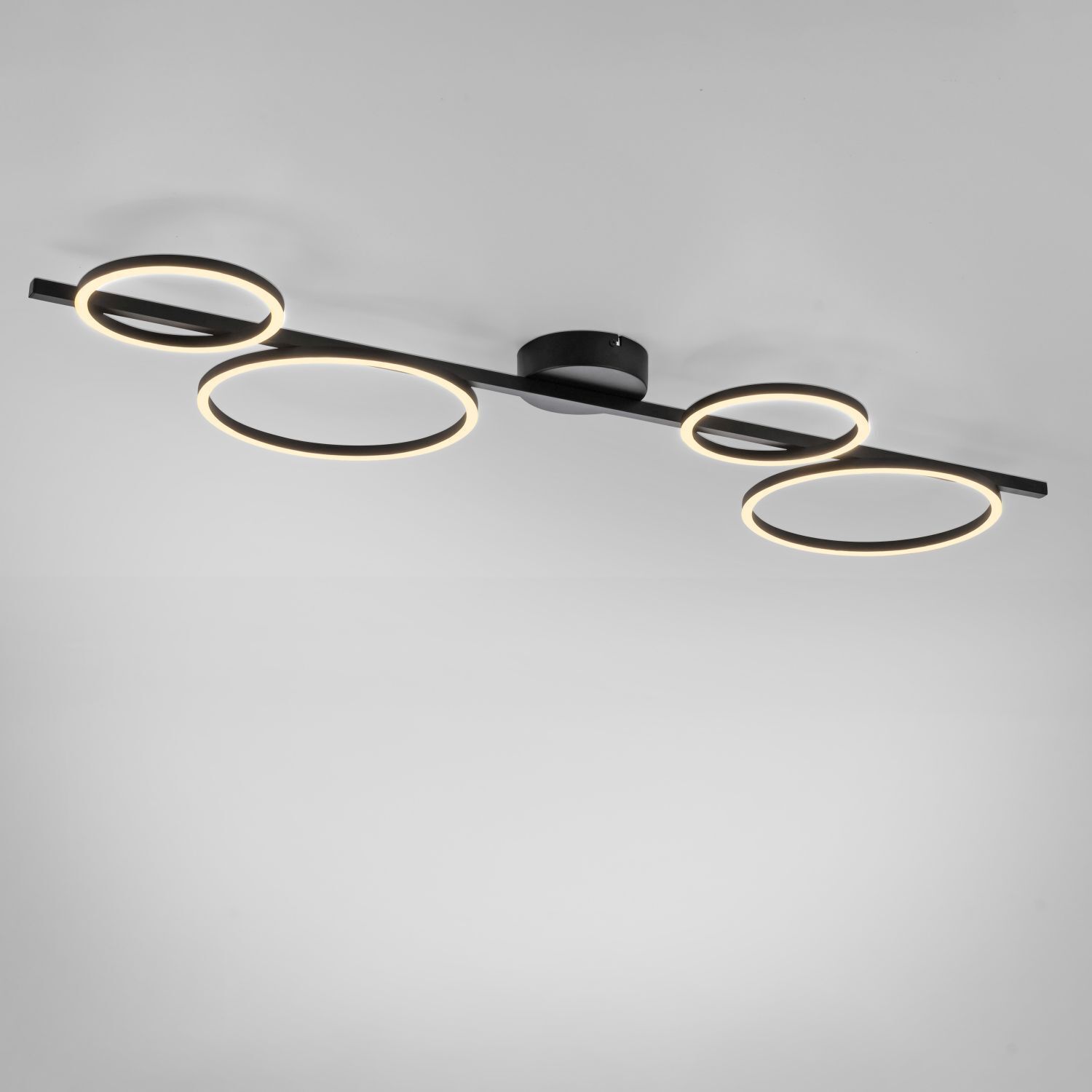 Lampe de plafonnier LED noire métal 120 cm allongée 4850 lm