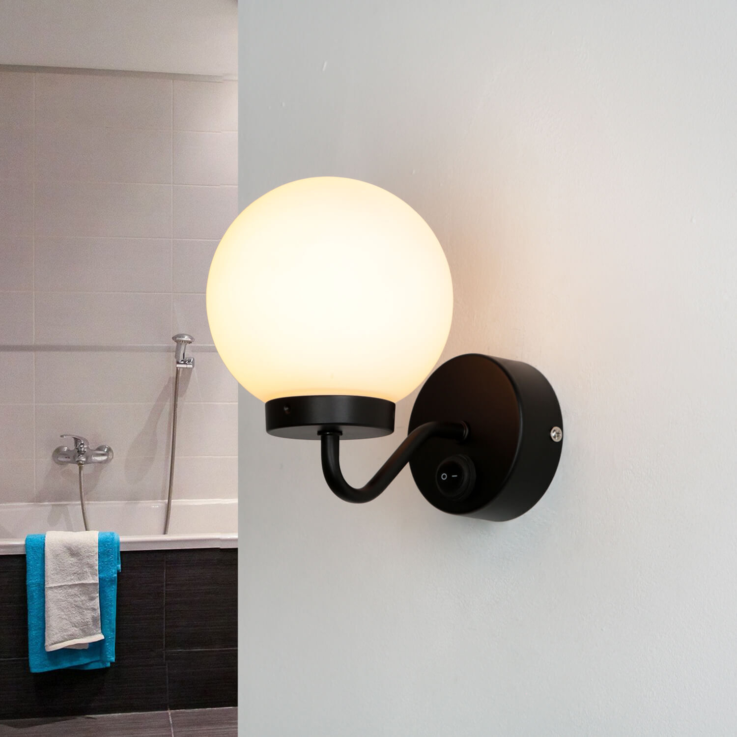 Lampe de salle de bain murale IP44 Noir Blanc Abat-jour en verre TOHO