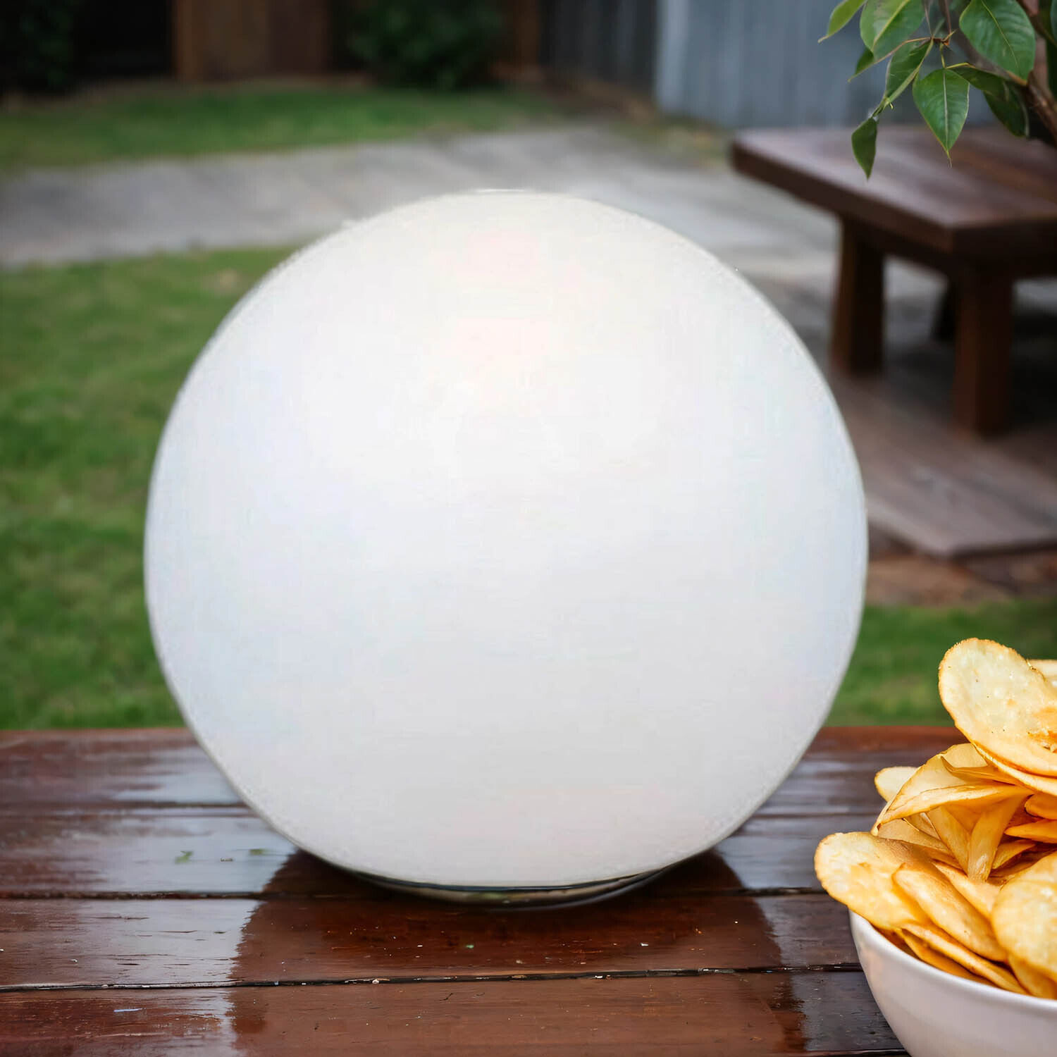 Boule lumineuse solaire à variation de couleur IP68 Ø 20 cm