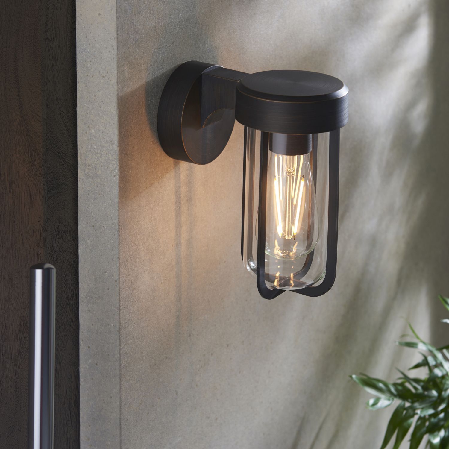 Applique murale extérieure IP44 H : 20,8 cm Alu verre E27 en bronze