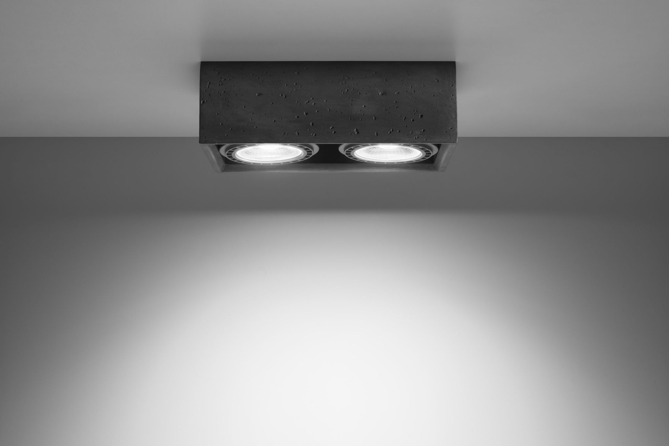 Spot de plafond intérieur béton 27 cm de long carré 2 flammes GU10