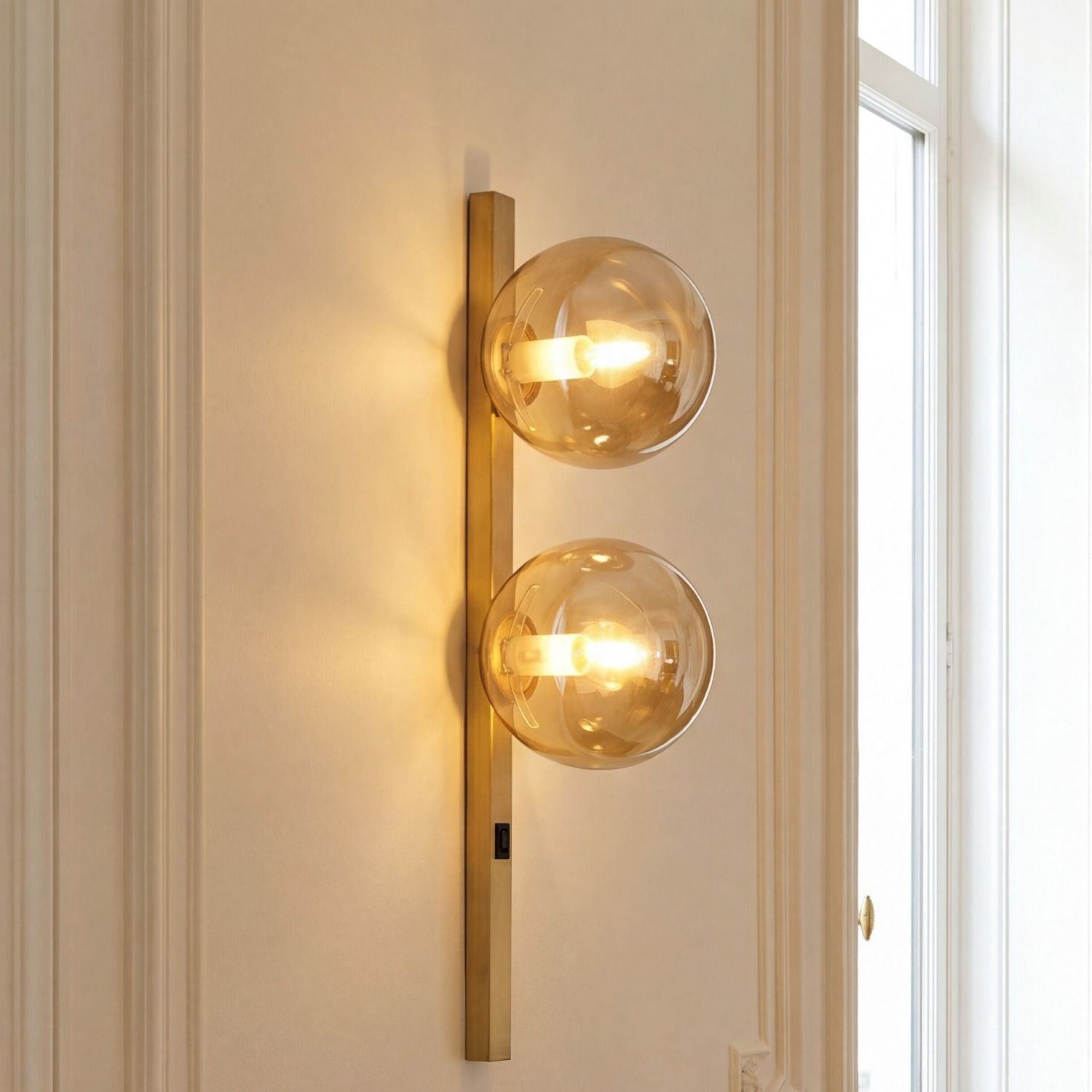 Wandleuchte, Glühbirne, LED, Holzstab, Wandlampe