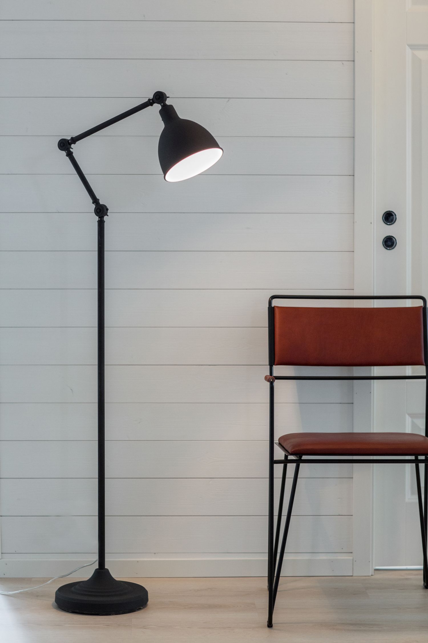 Lampadaire métal 147 cm noir E27 design rétro bras articulé Lampe, Stuhl, Mobiliar, Stehlampe