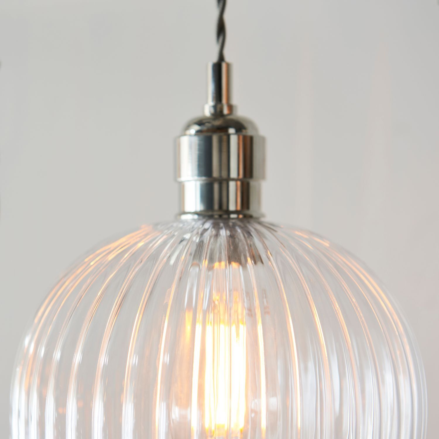 Lampe à suspendre verre cannelé métal Ø 21 cm nickel brillant E27