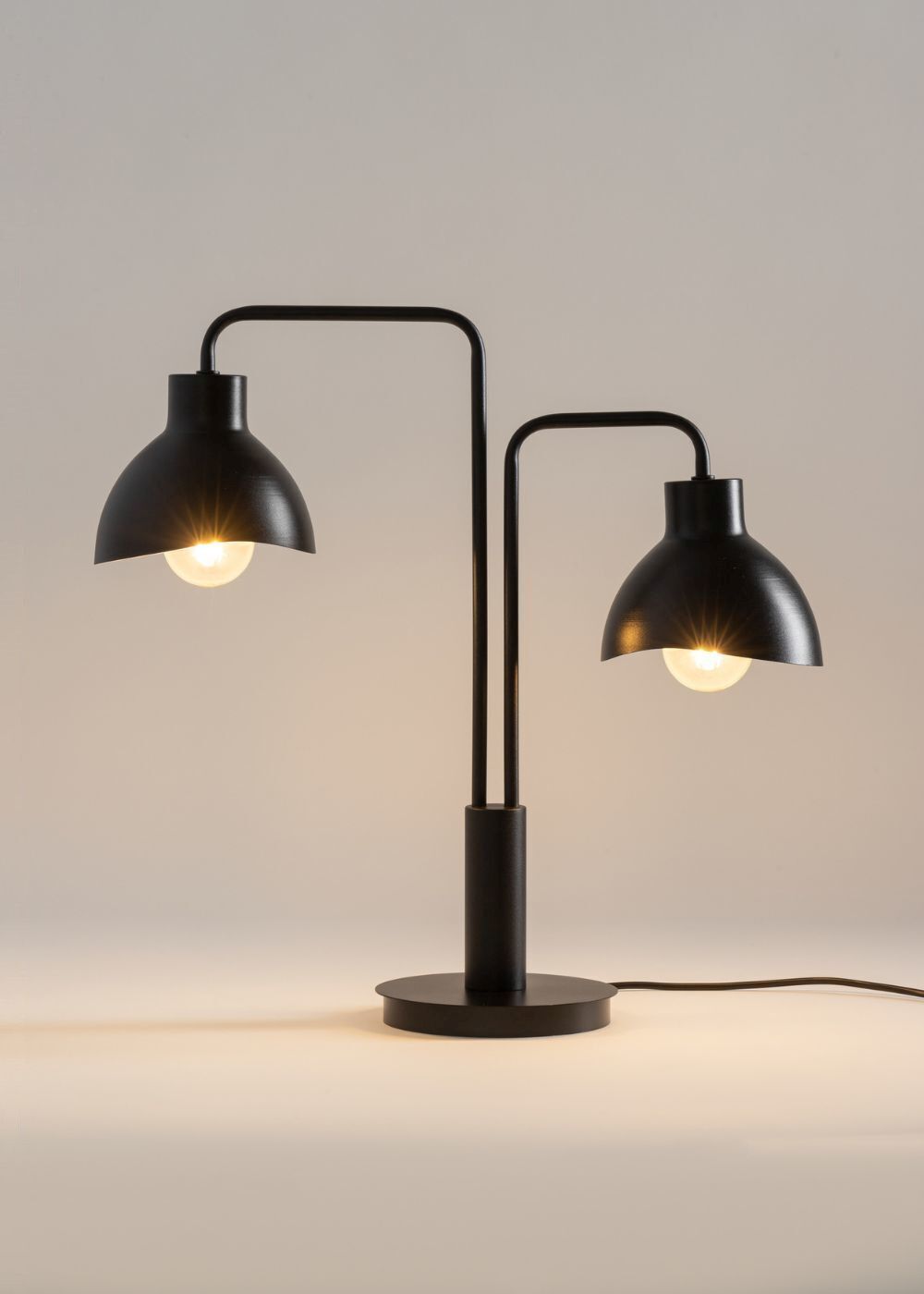 Lampe de table Lire en métal E27 2 flammes 48 cm décoratif