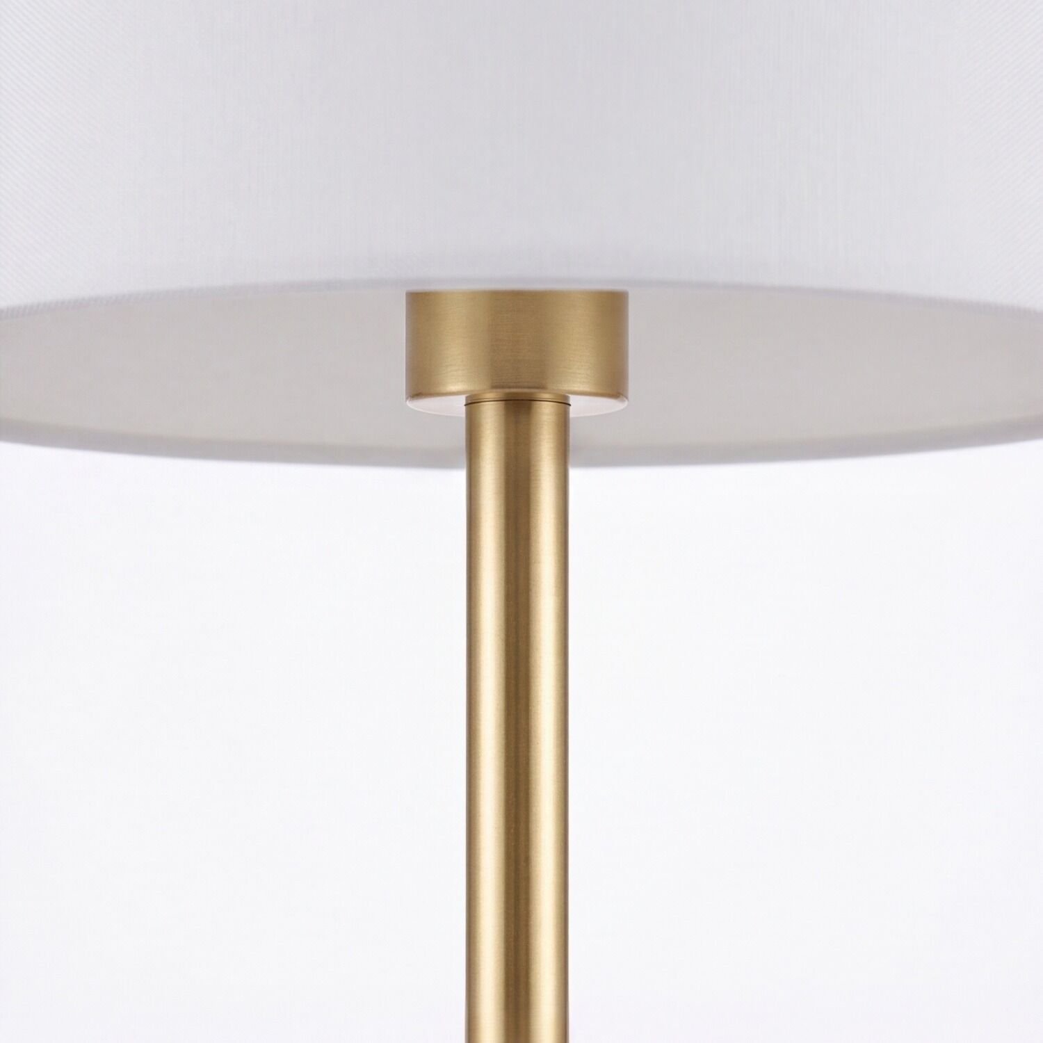 le126690-stehlampe-terrasse-wohnzimmer-schlafzimmer-flur-aussen-metall-stoff-gebuerstet-modern-gold-weiss-pink-05 lampe, messing, messingfarbend, tischlampe, stiel