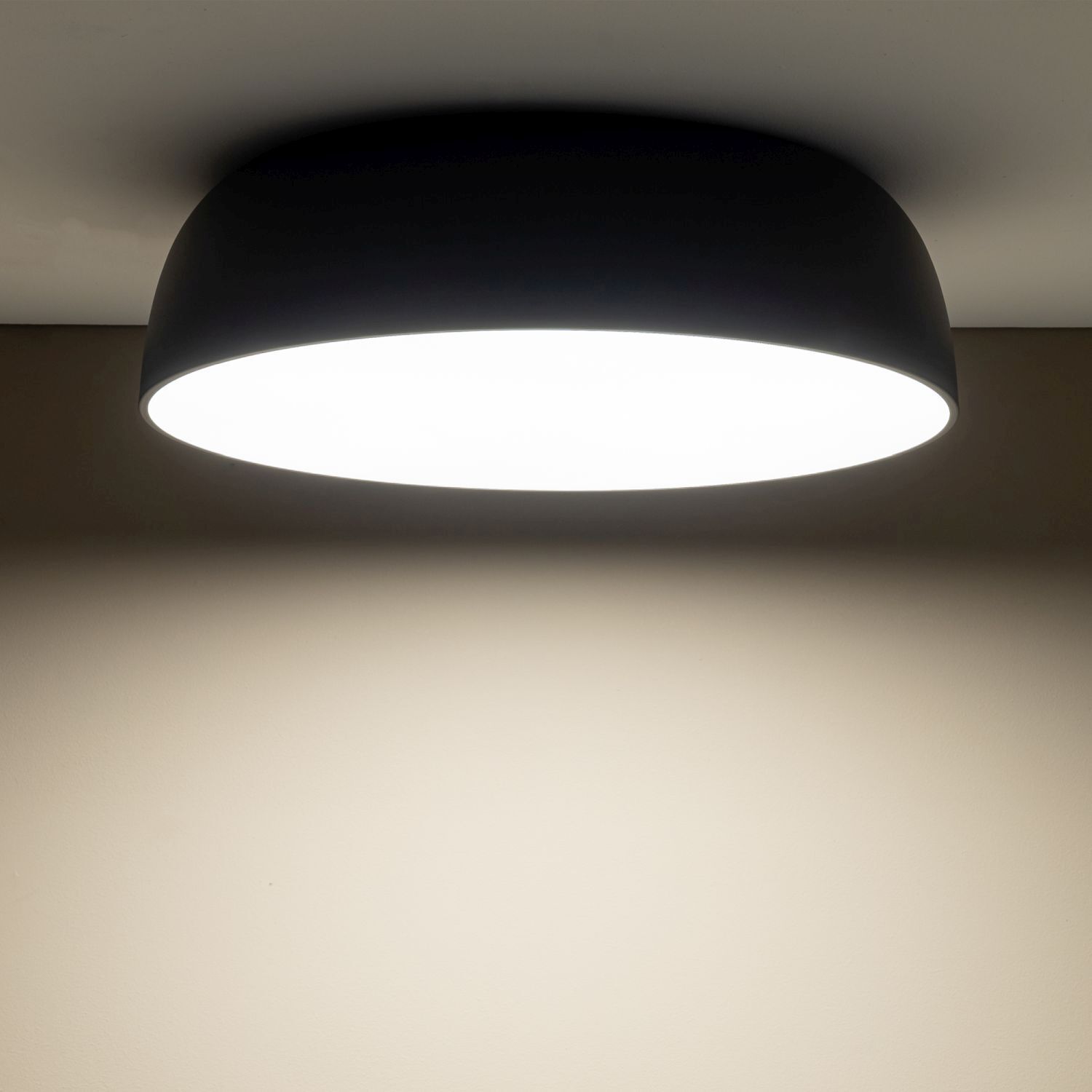 Deckenleuchte, Rundlampe, weißes Licht, Moderne Leuchte, Flachschirm