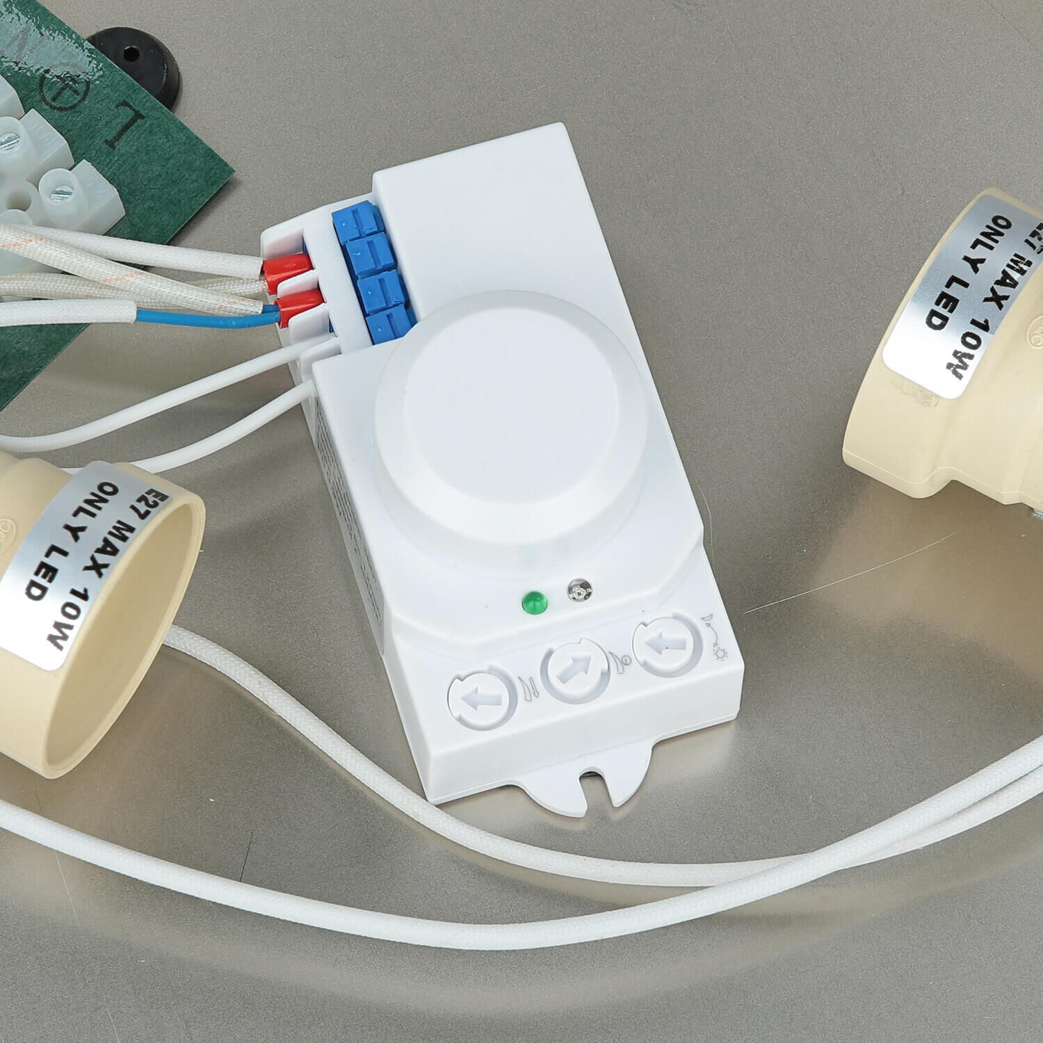 Plafonnier chromé Salle de bain Salon Lampe MONI Band