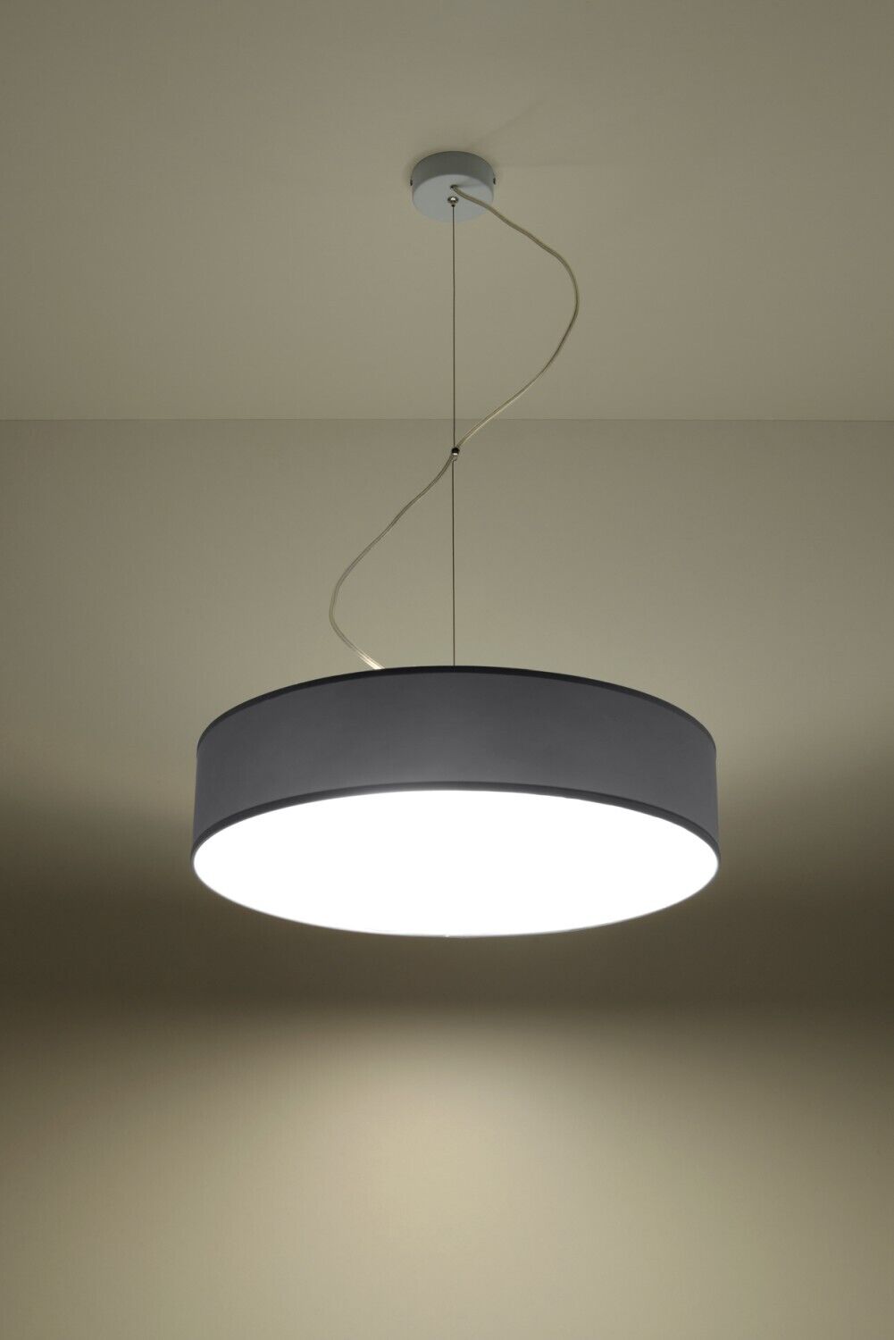 Lampe suspendue ronde moderne