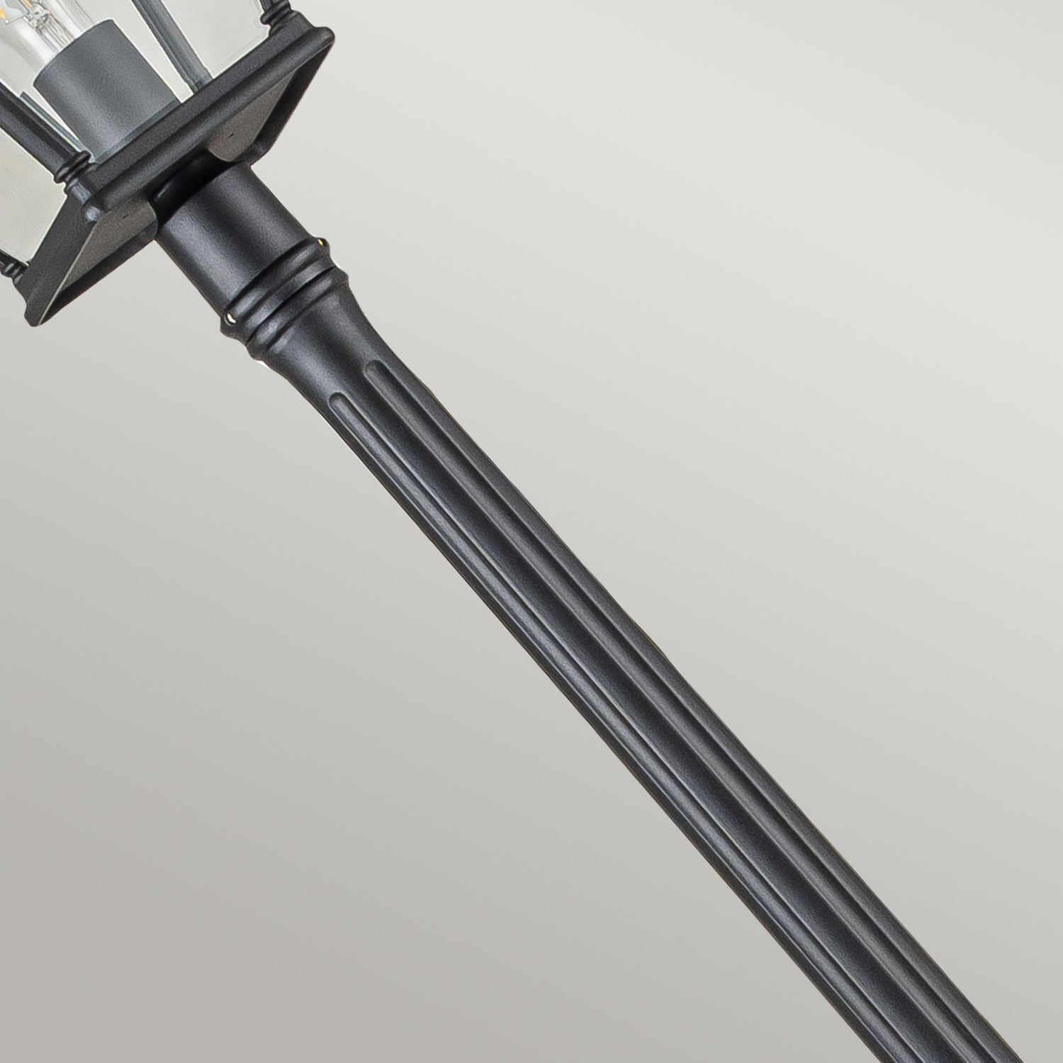 Lampe sur mât 216,4 cm IP44 Vintage Noir E27 Chemin de jardin