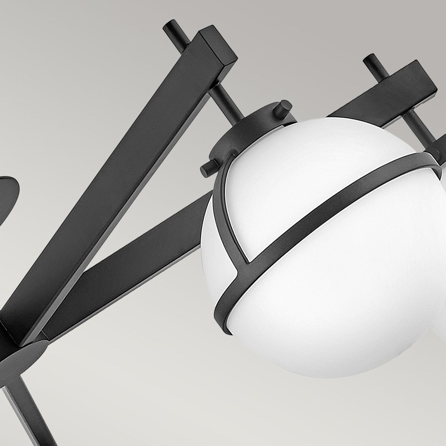 Plafonnier de salle de bain noir blanc IP44 large 81,3 cm métal verre