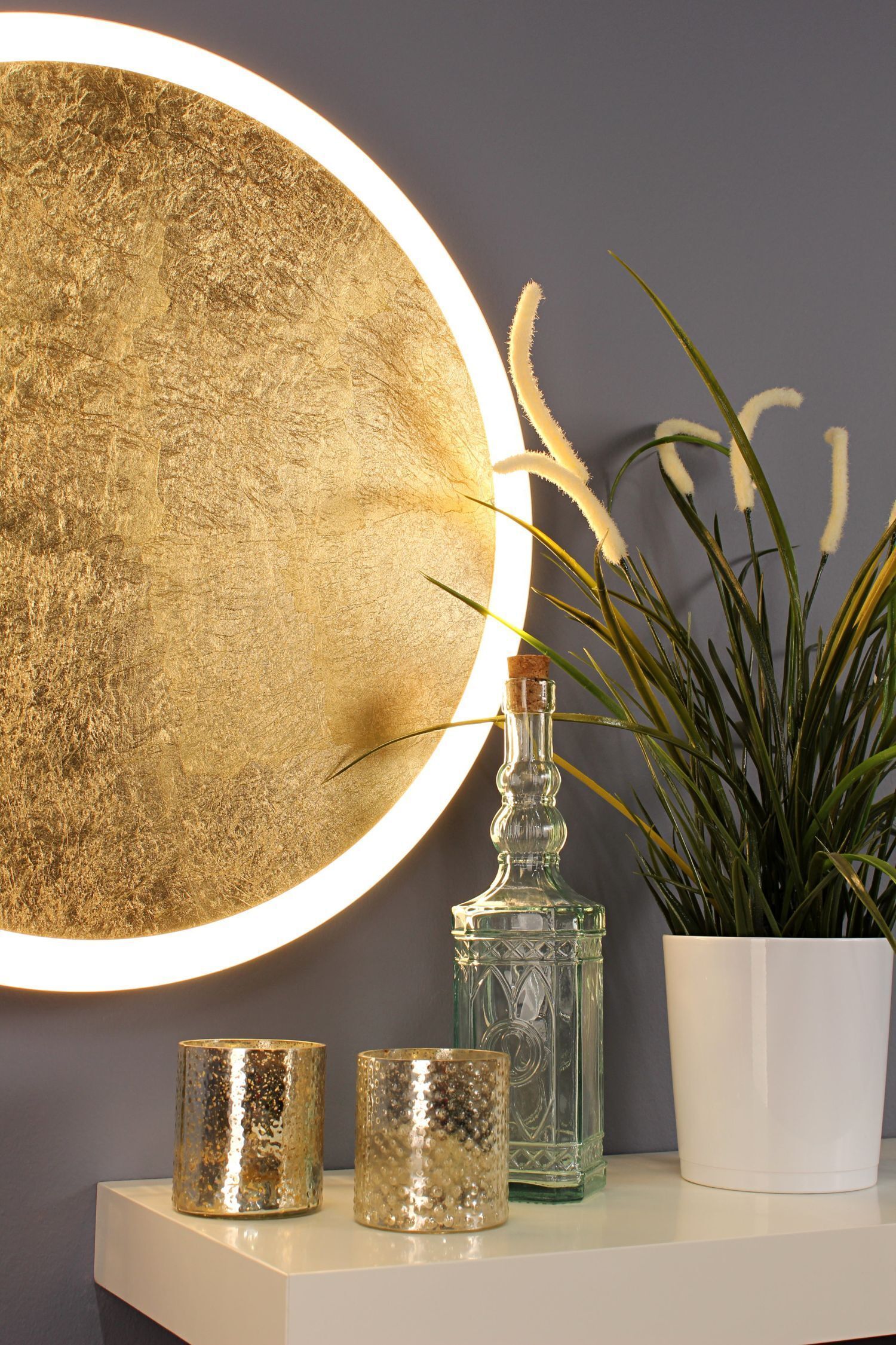 LED Wandleuchte Gold Schwarz rund Ø50 cm 3500 K dimmbar Wandlampe, goldene Folie, Vasen, Glasflasche, Pflanze