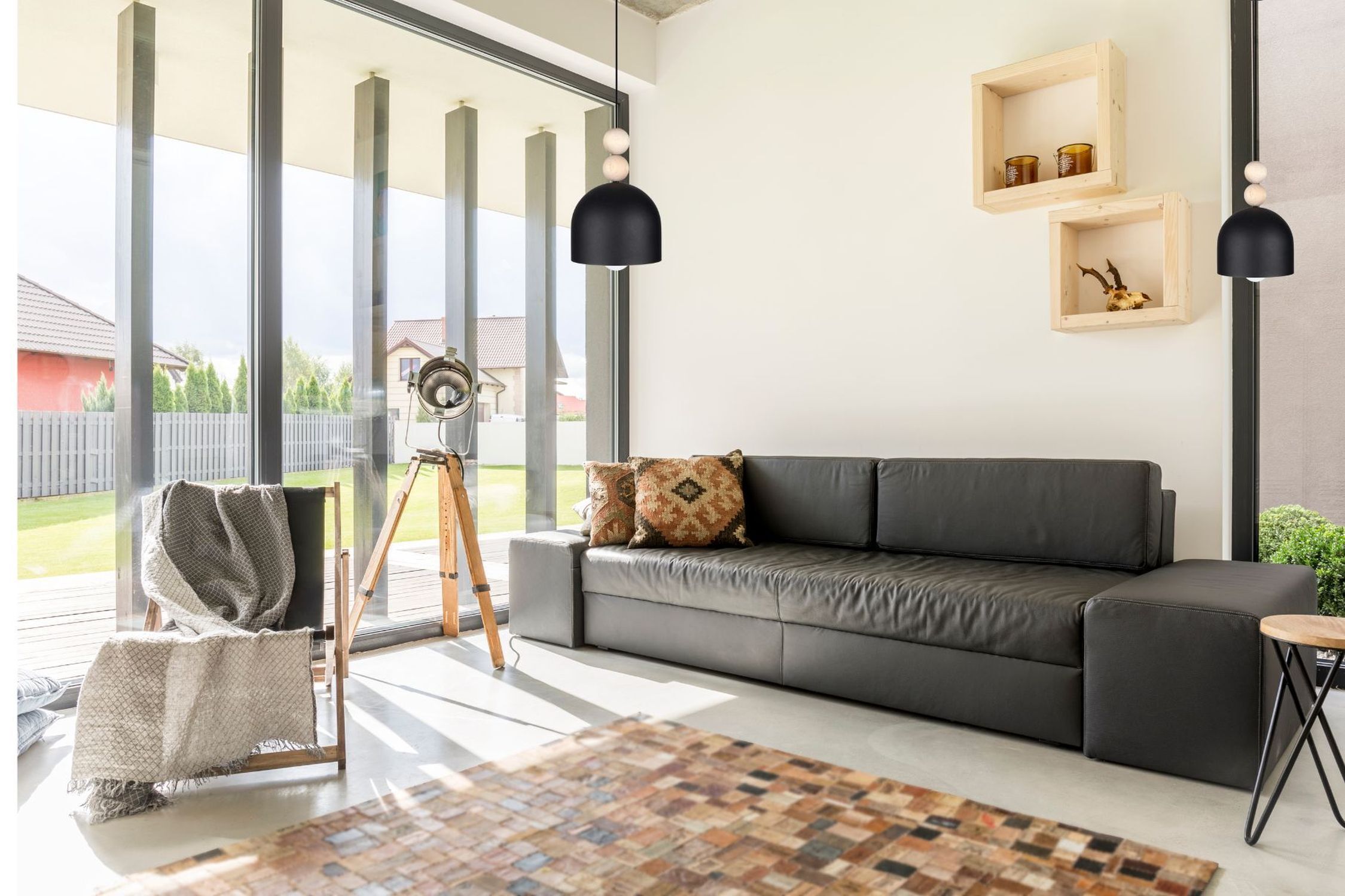 Suspension noire métal bois Ø17 cm E27 confortable Innenarchitektur, Inneneinrichtung, Lampe, Wohnzimmer, Couch