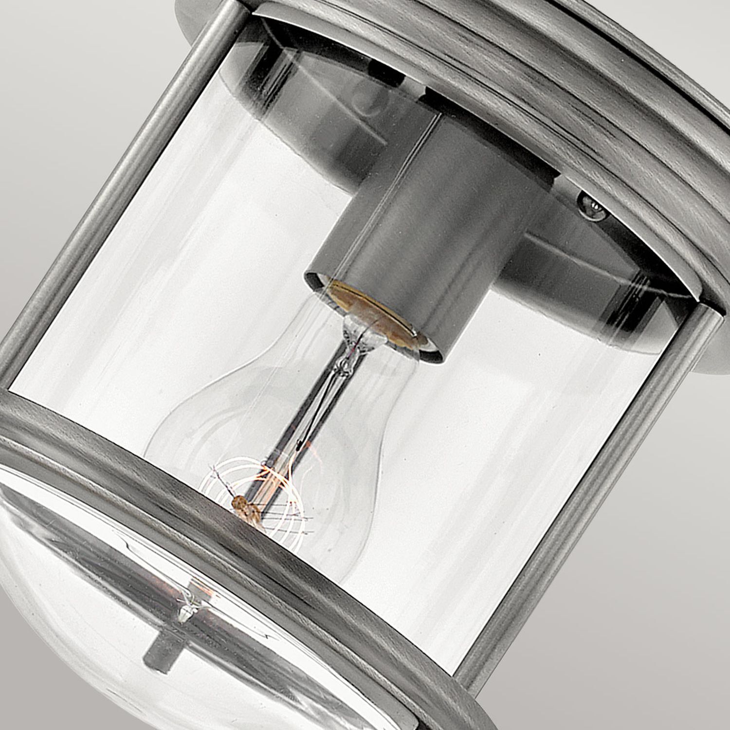 Petite lampe de plafonnier salle de bain P44 ronde D : 19,6 cm métal verre E27