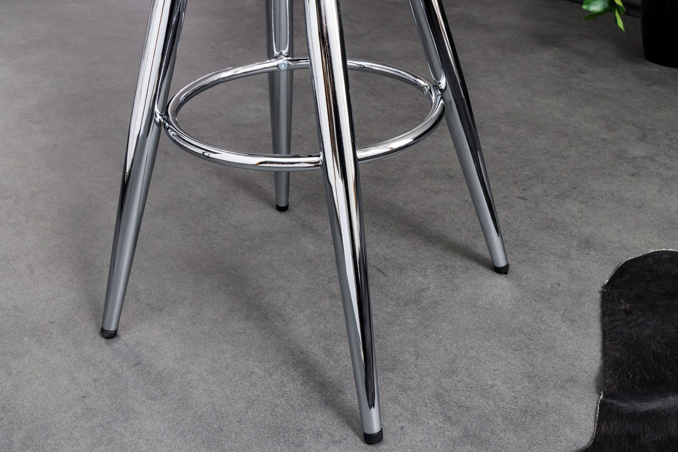 Barstuhl ohne Lehne höhenverstellbar Metall in Chrom Moebel, Barhocker, Fahrrad, Transport, Fahrzeug