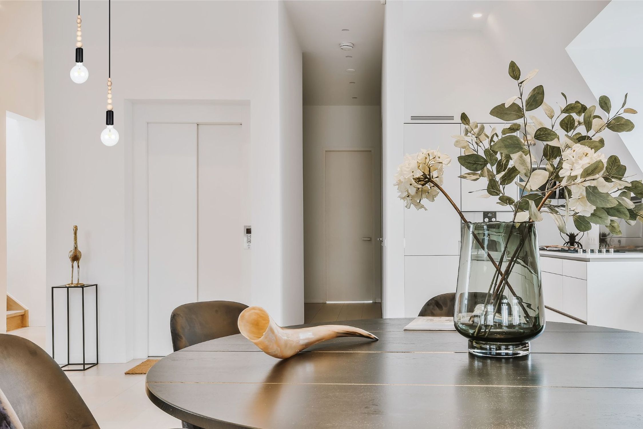 Suspension bois métal noir E27 Ø14 cm confortable Drinnen, Innenarchitektur, Foyer, Tabelle, Blumen-Arrangement