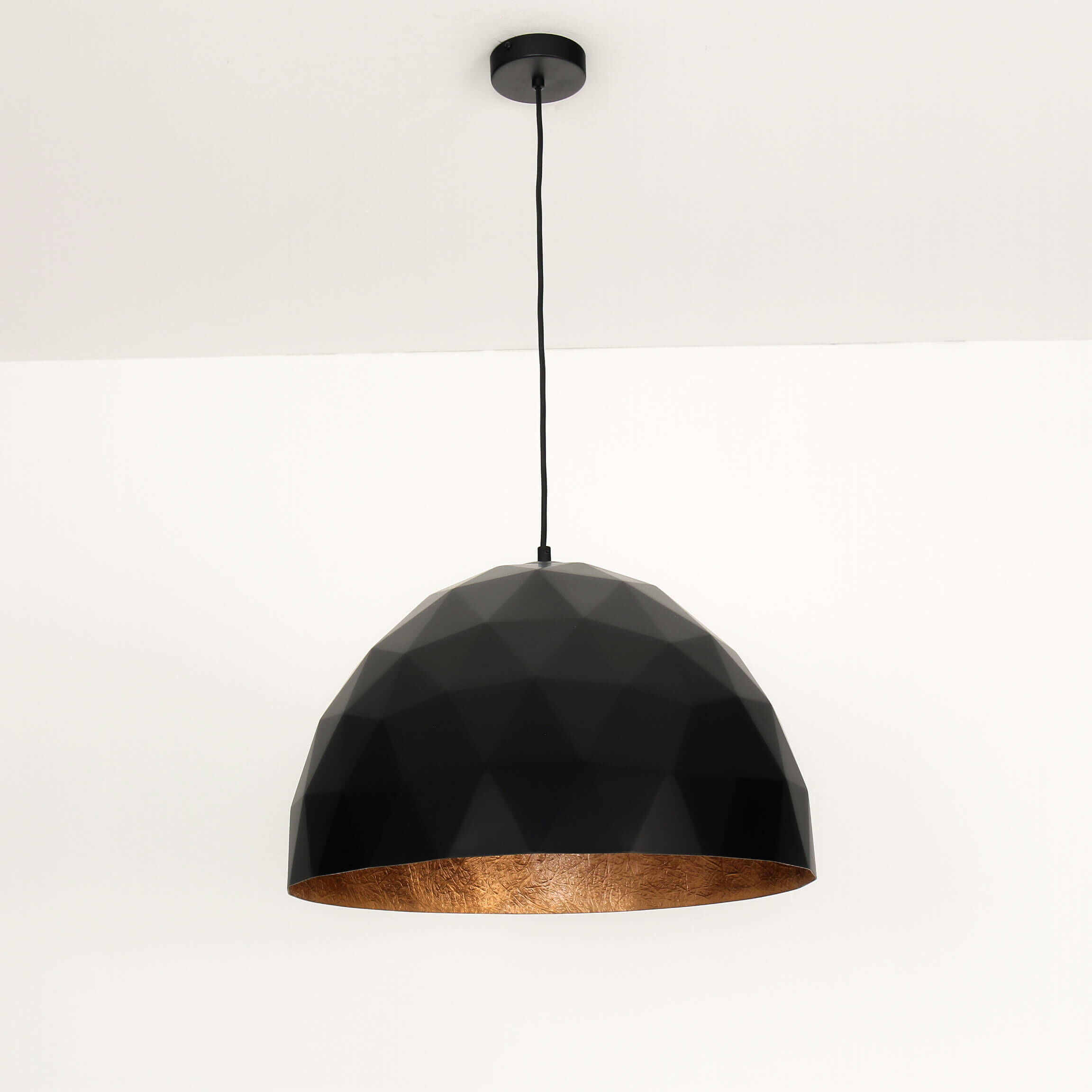 Lampe à suspendre design noir cuivre