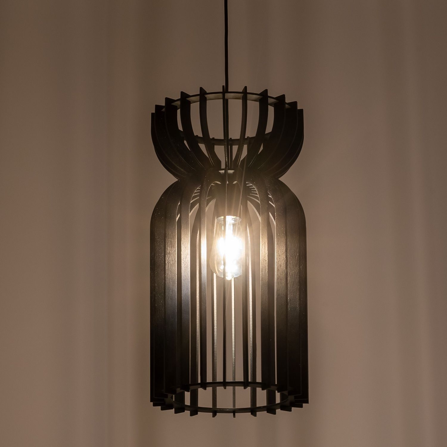 Lampe à suspendre noire E27 bois réglable en hauteur confortable